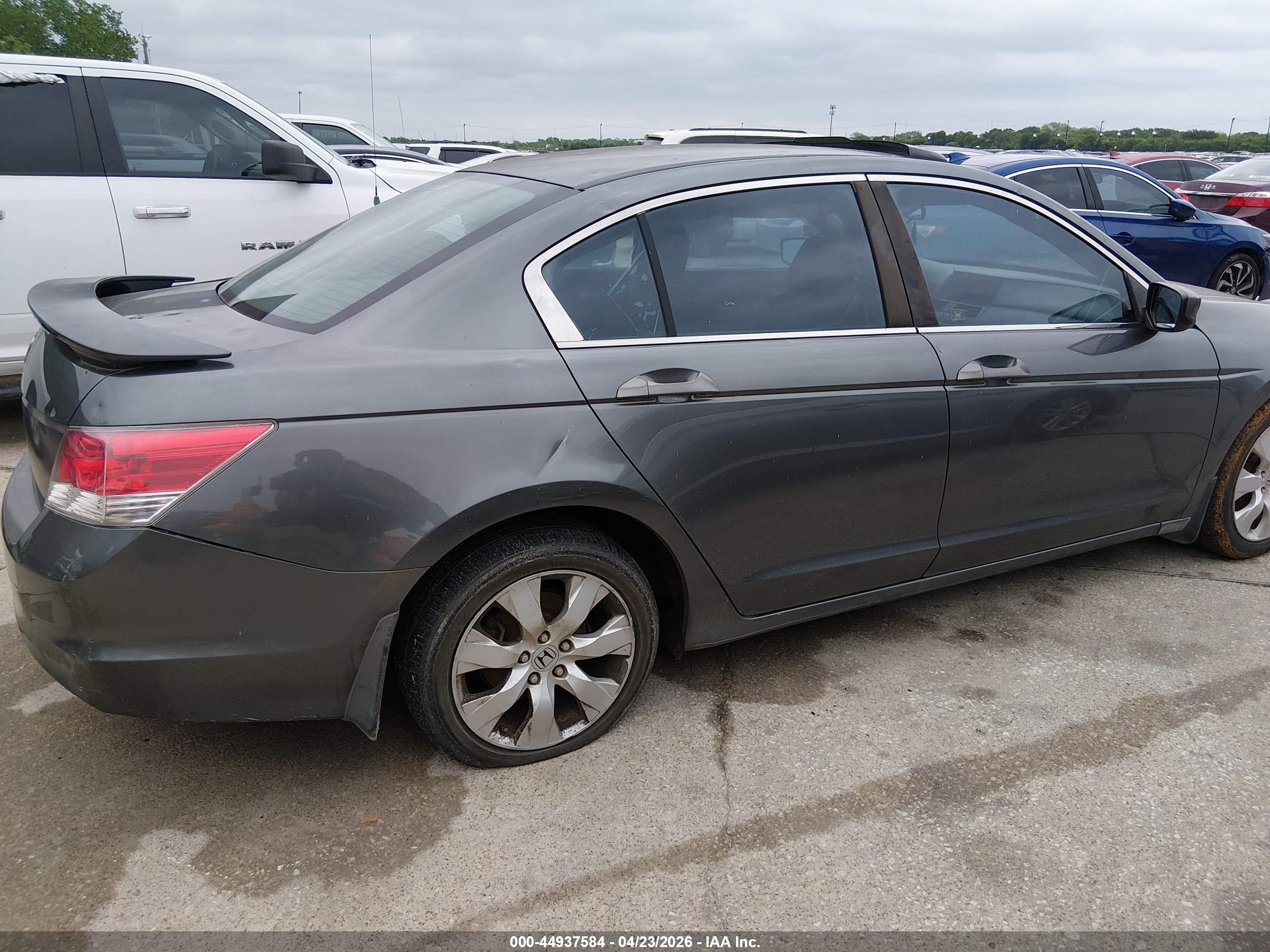 2008 Honda Accord 2.4 Ex Gray vin: 1HGCP26748A021658