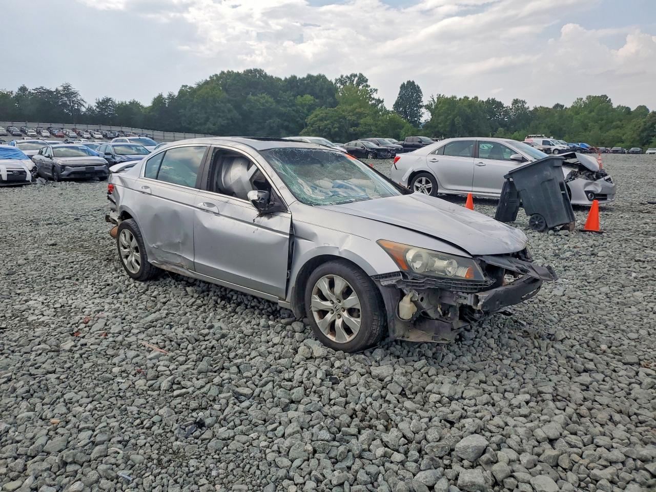 2009 Honda Accord Ex Silver vin: 1HGCP26749A154471