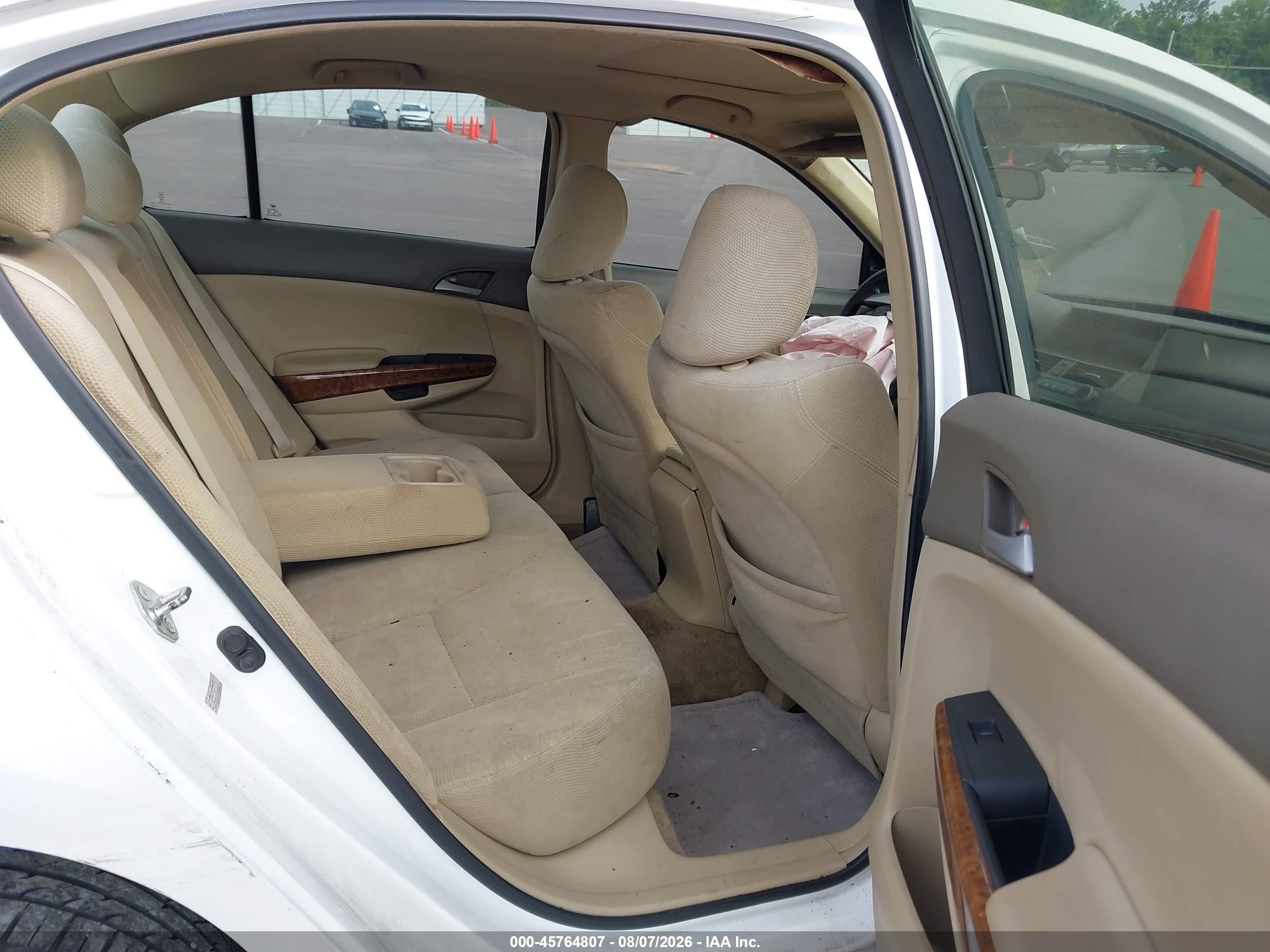 2009 Honda Accord Ex White vin: 1HGCP26749A176776
