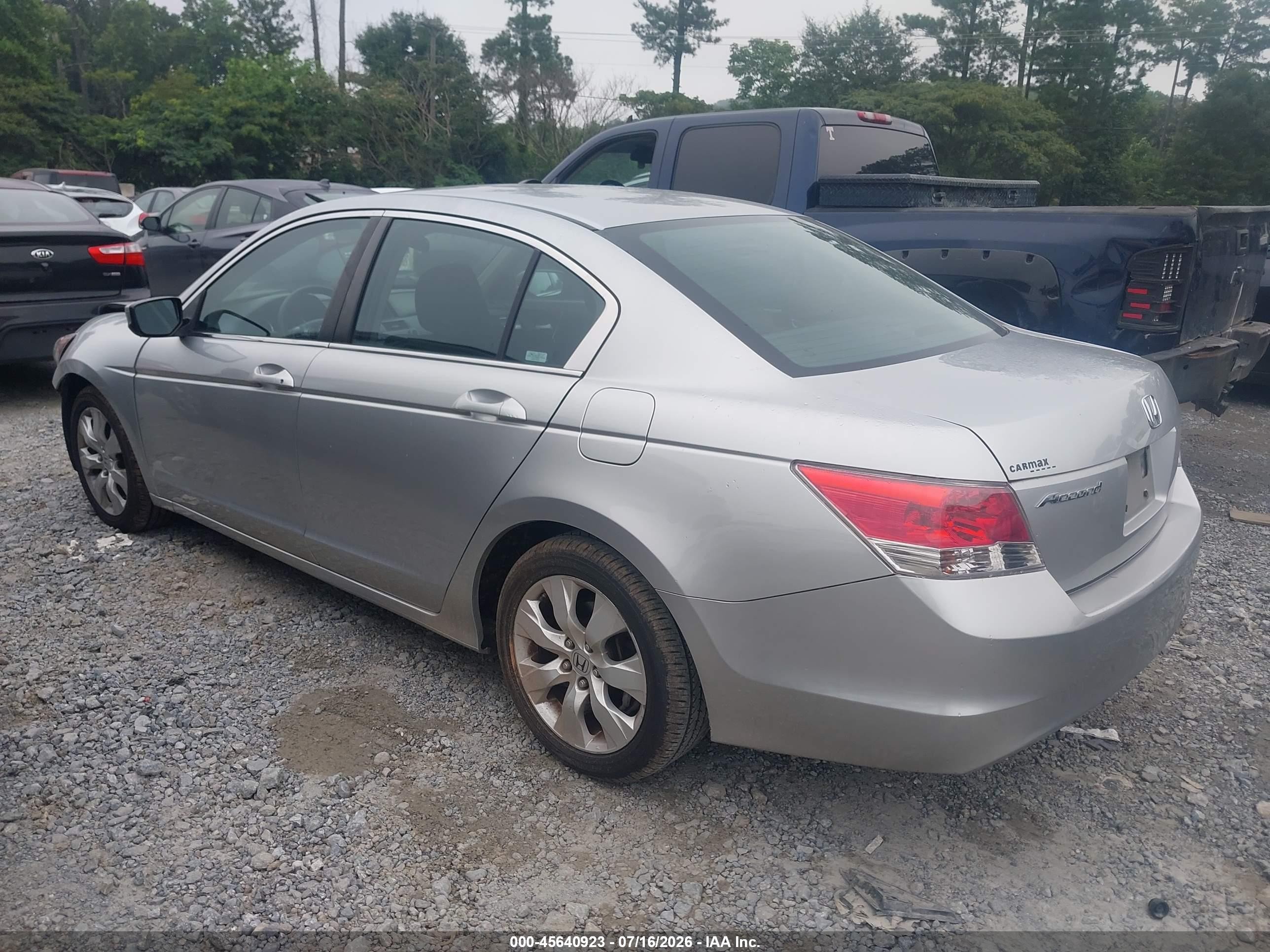 2008 Honda Accord 2.4 Ex Серебряный vin: 1HGCP26758A022639