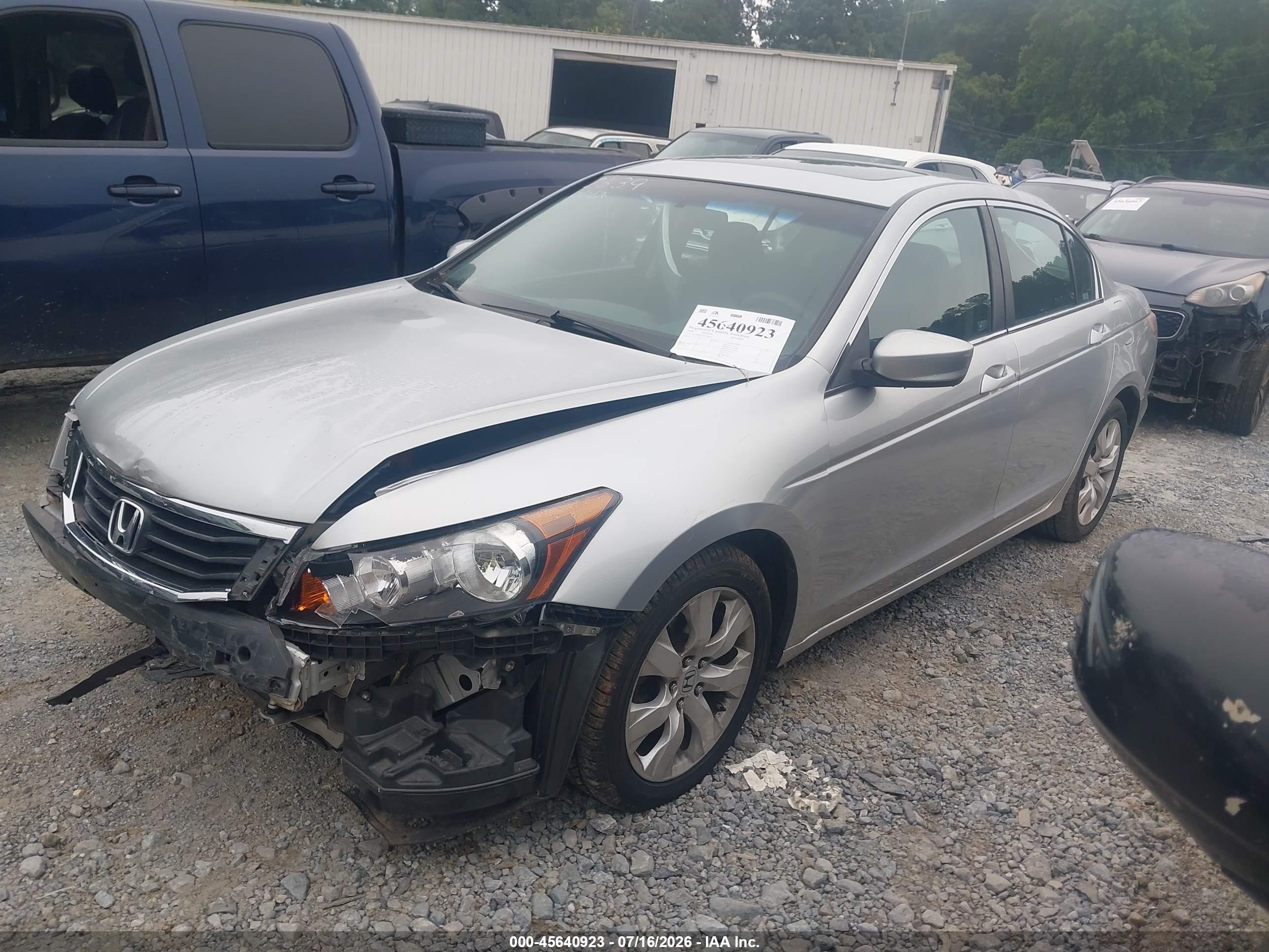2008 Honda Accord 2.4 Ex Серебряный vin: 1HGCP26758A022639