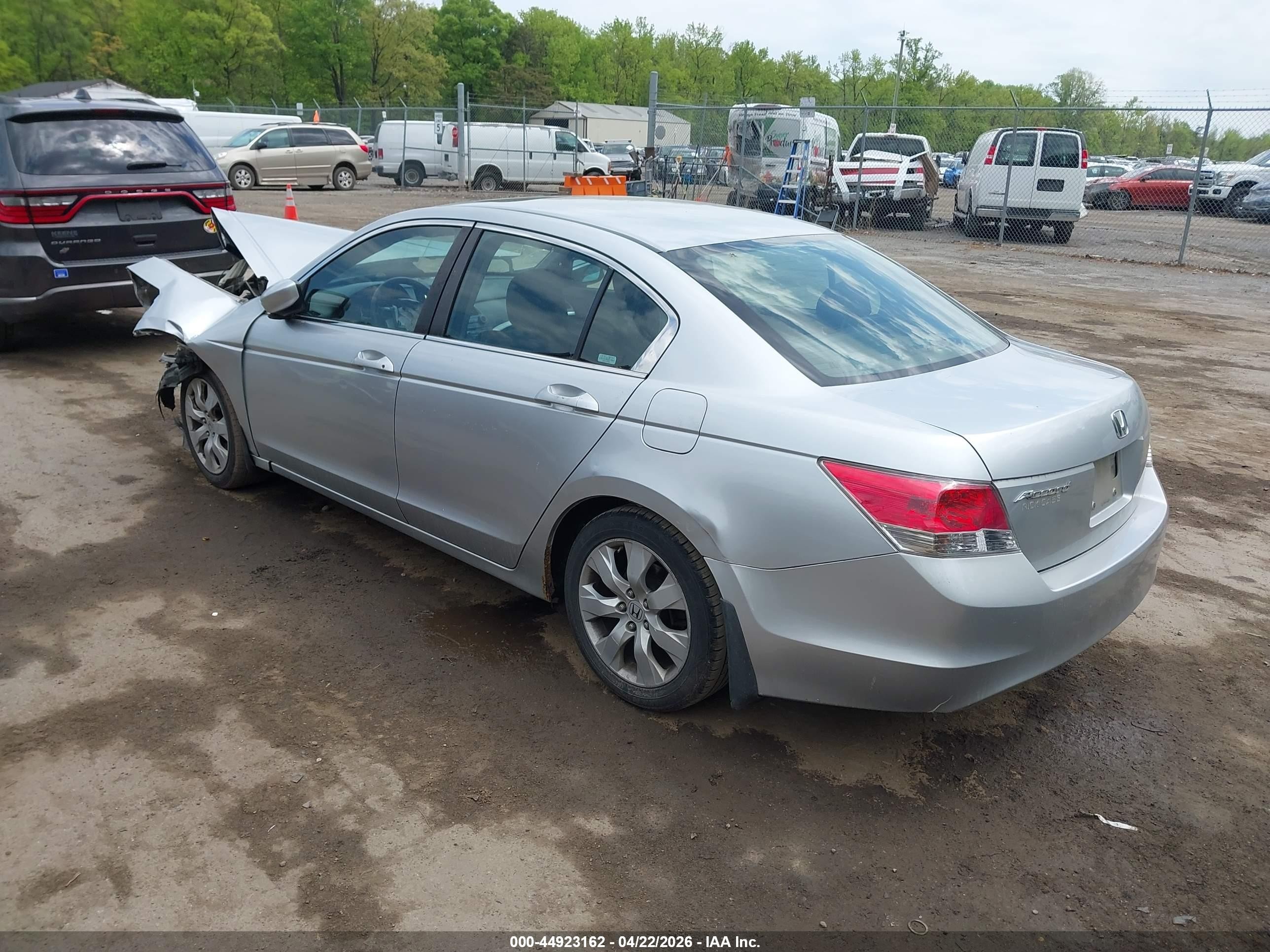 2009 Honda Accord 2.4 Ex Серебряный vin: 1HGCP26759A123844