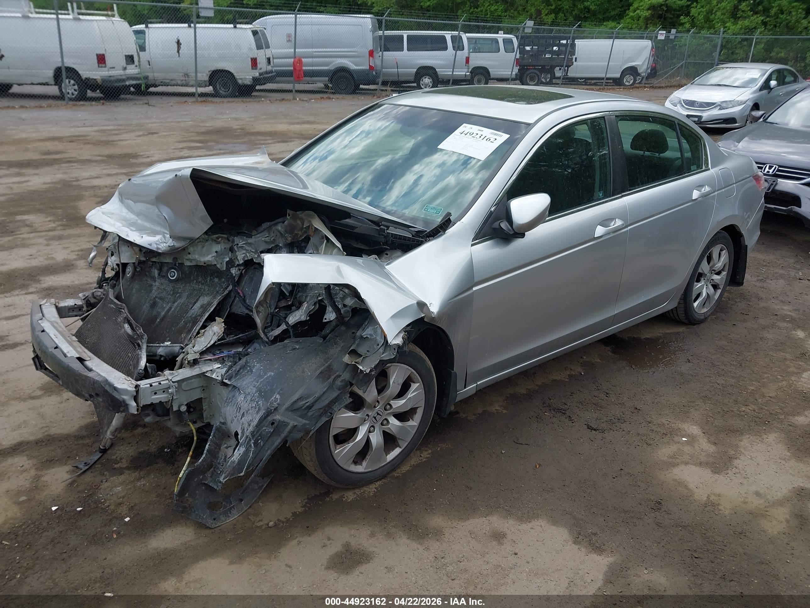 2009 Honda Accord 2.4 Ex Серебряный vin: 1HGCP26759A123844