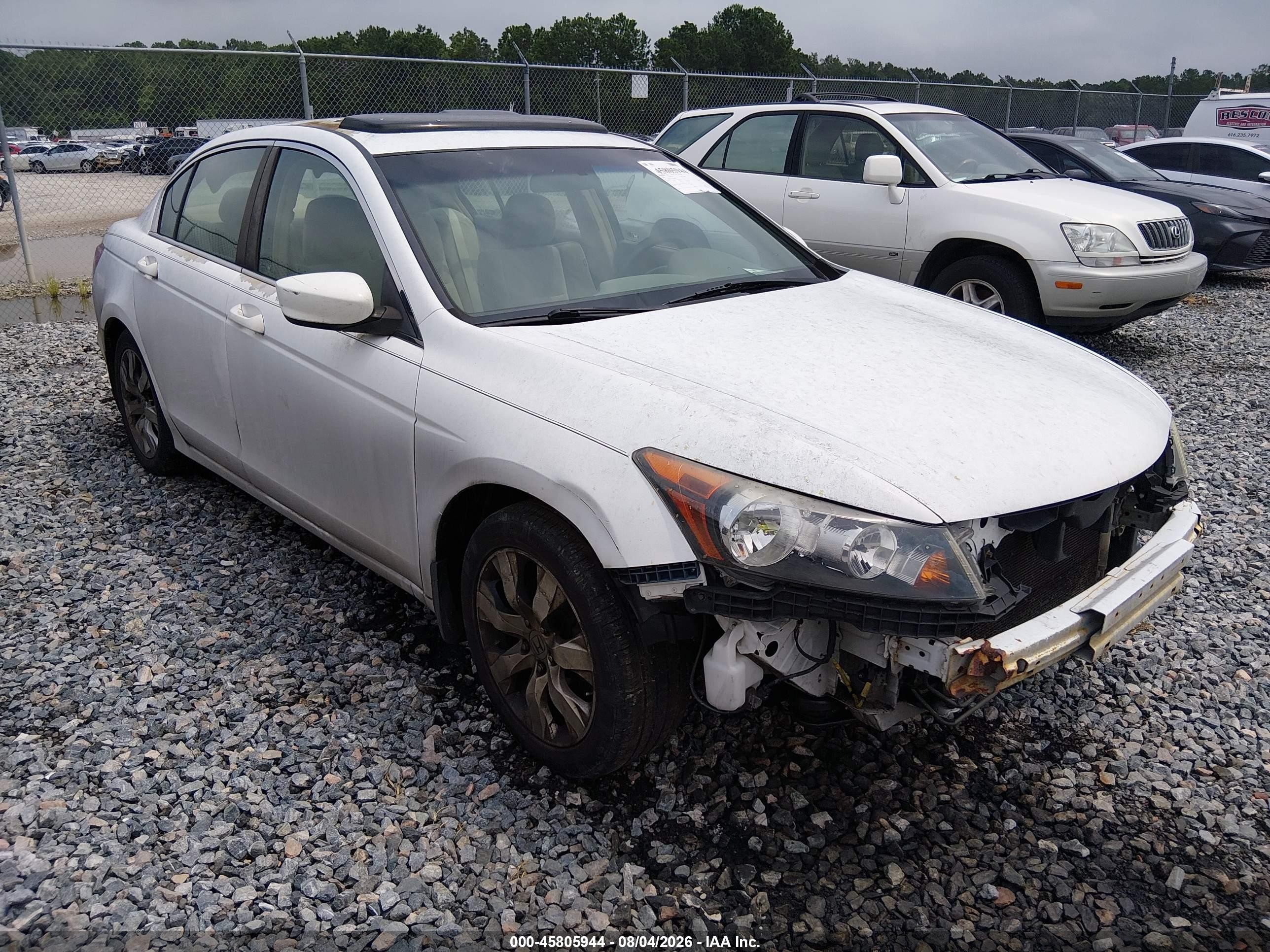 2009 Honda Accord 2.4 Ex White vin: 1HGCP26759A140823