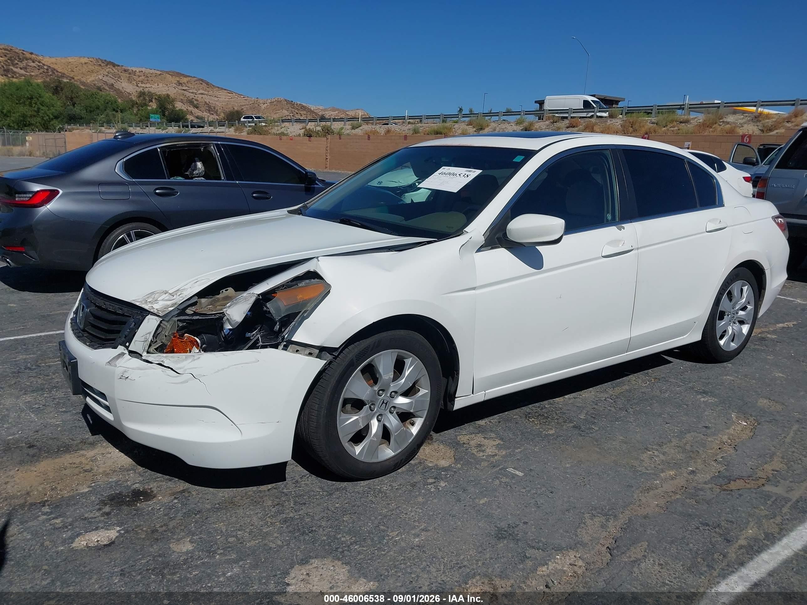 2009 Honda Accord 2.4 Ex White vin: 1HGCP26759A183025