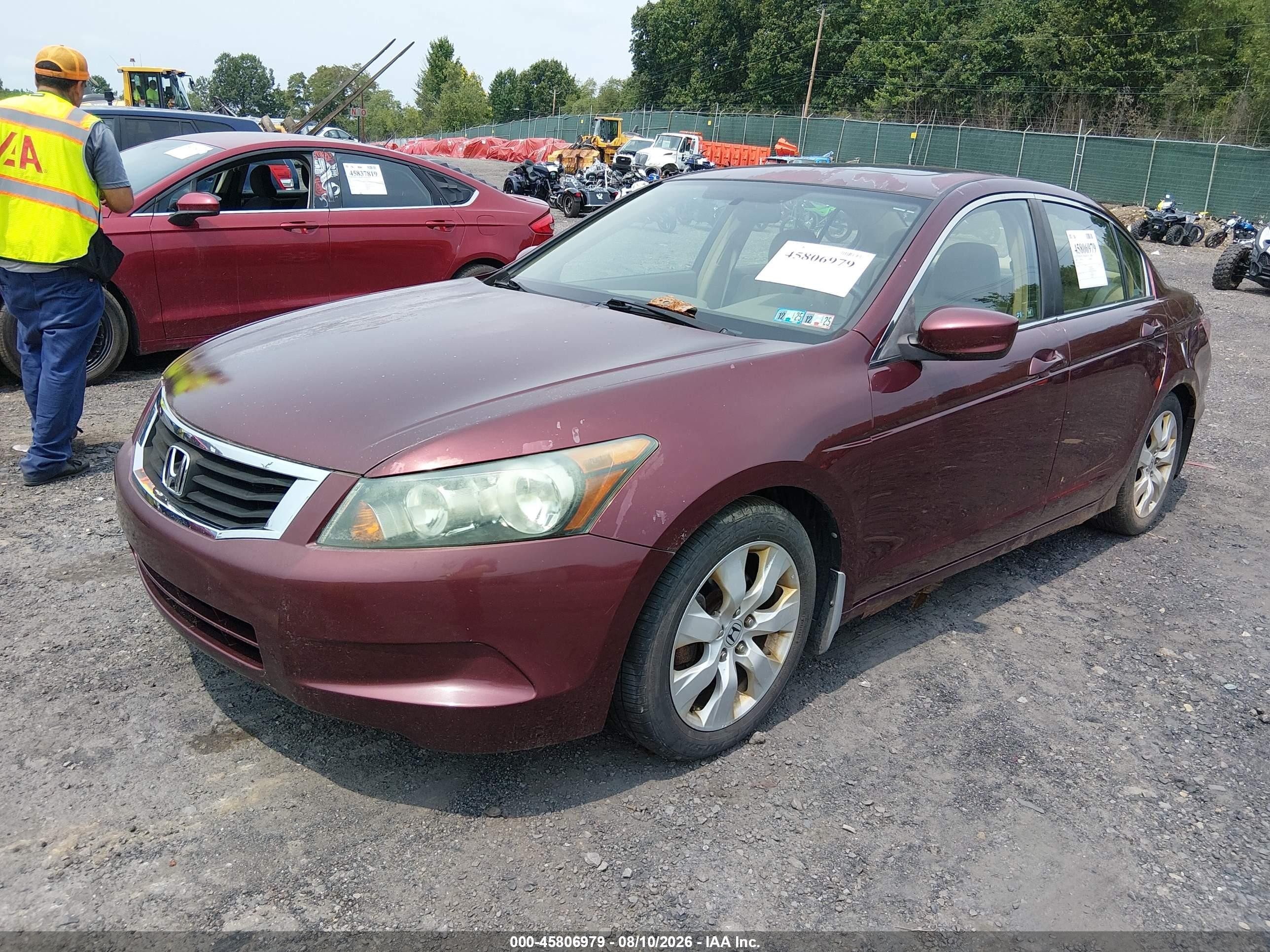 2008 Honda Accord 2.4 Ex Red vin: 1HGCP26768A124032