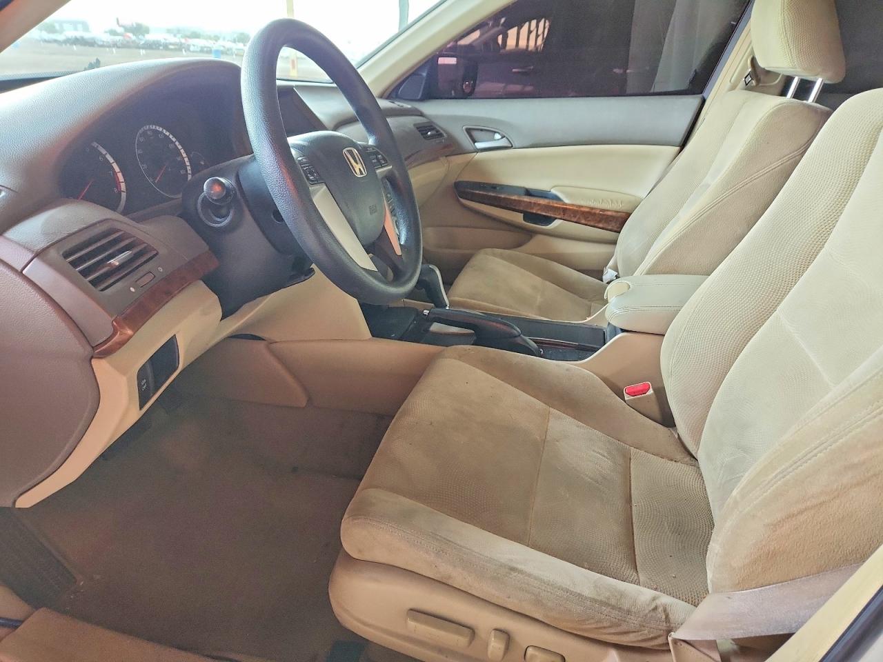 2009 Honda Accord Ex White vin: 1HGCP26769A109161