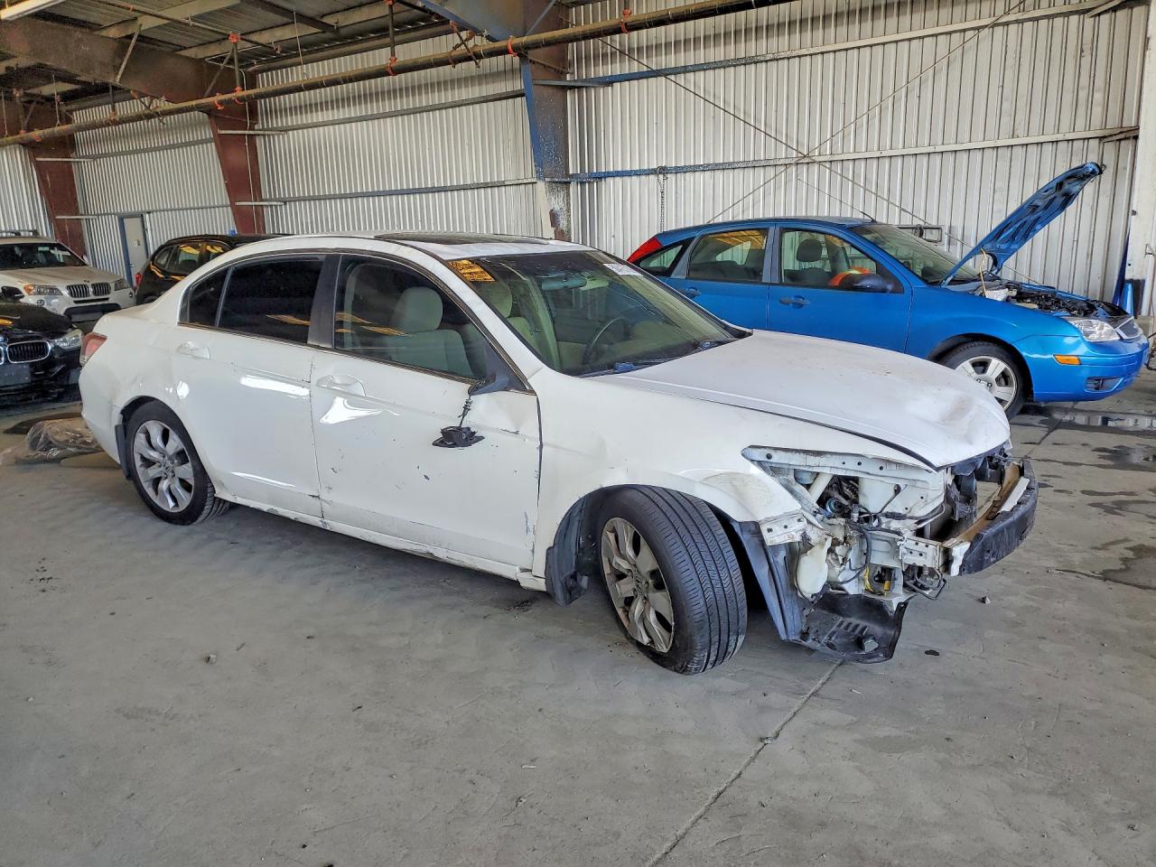 2009 Honda Accord Ex White vin: 1HGCP26769A162667