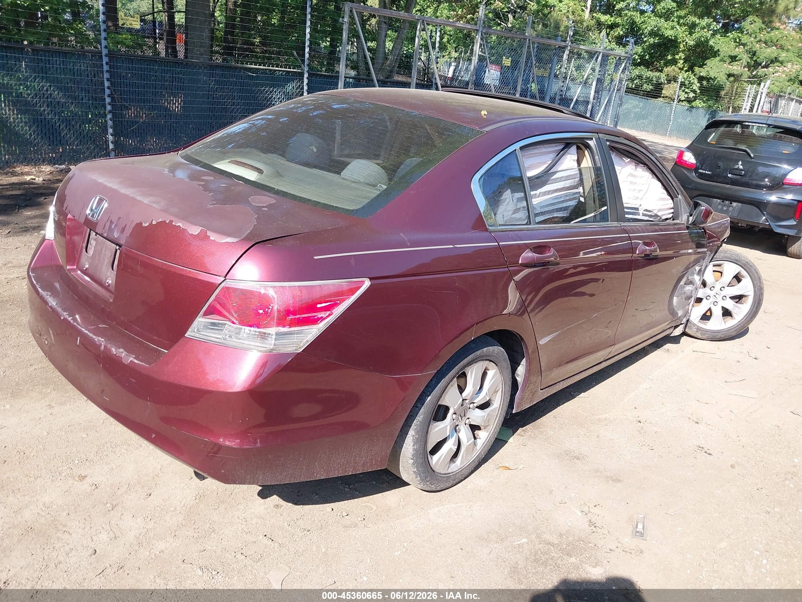2008 Honda Accord 2.4 Ex Burgundy vin: 1HGCP26778A038034