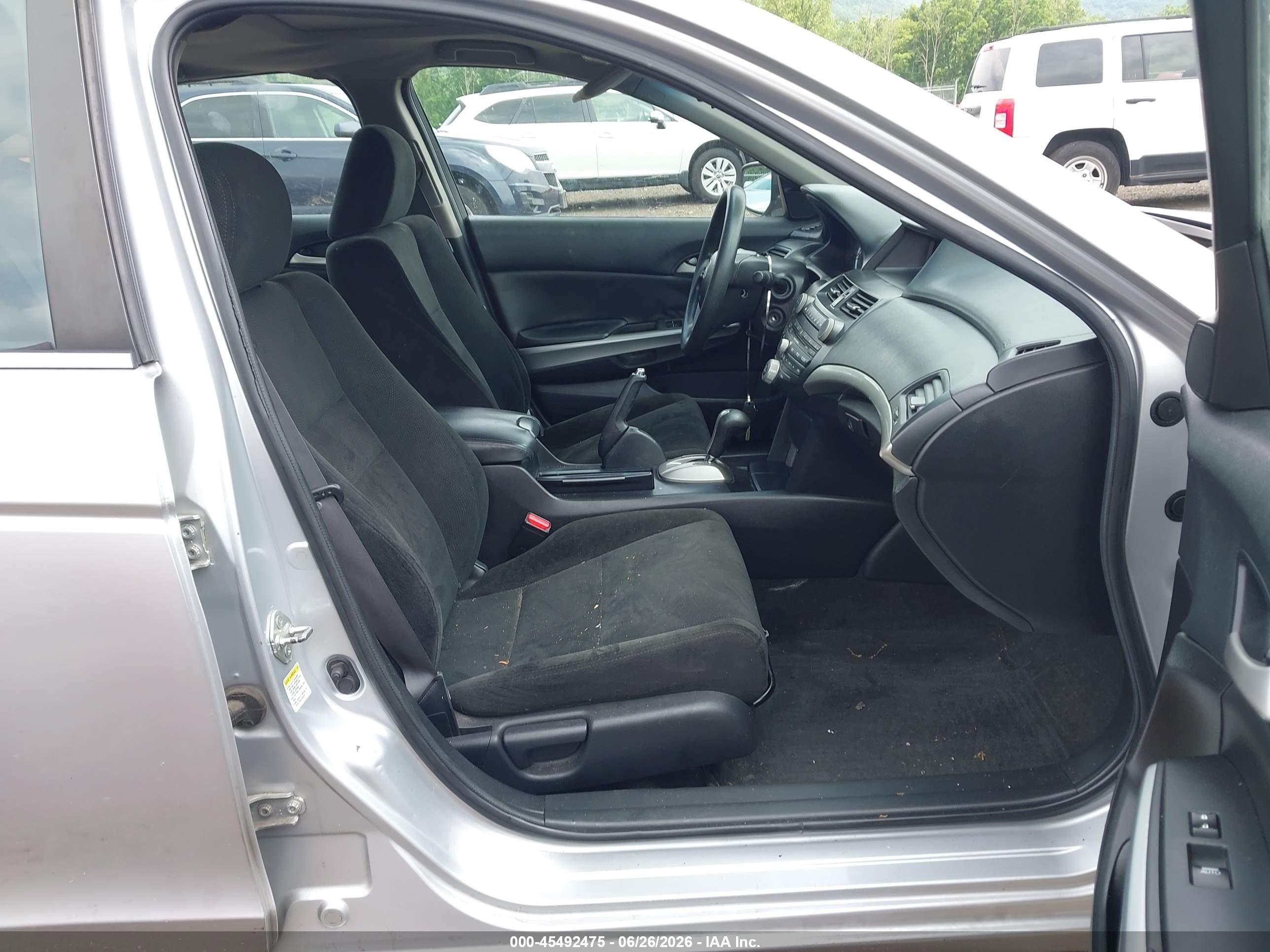 2008 Honda Accord 2.4 Ex Silver vin: 1HGCP26778A073270