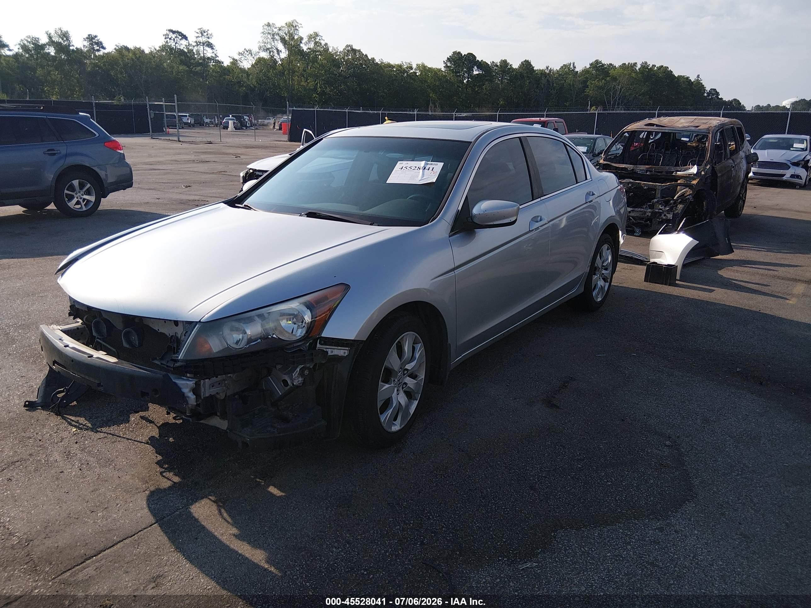 2008 Honda Accord 2.4 Ex Серебряный vin: 1HGCP26788A133394