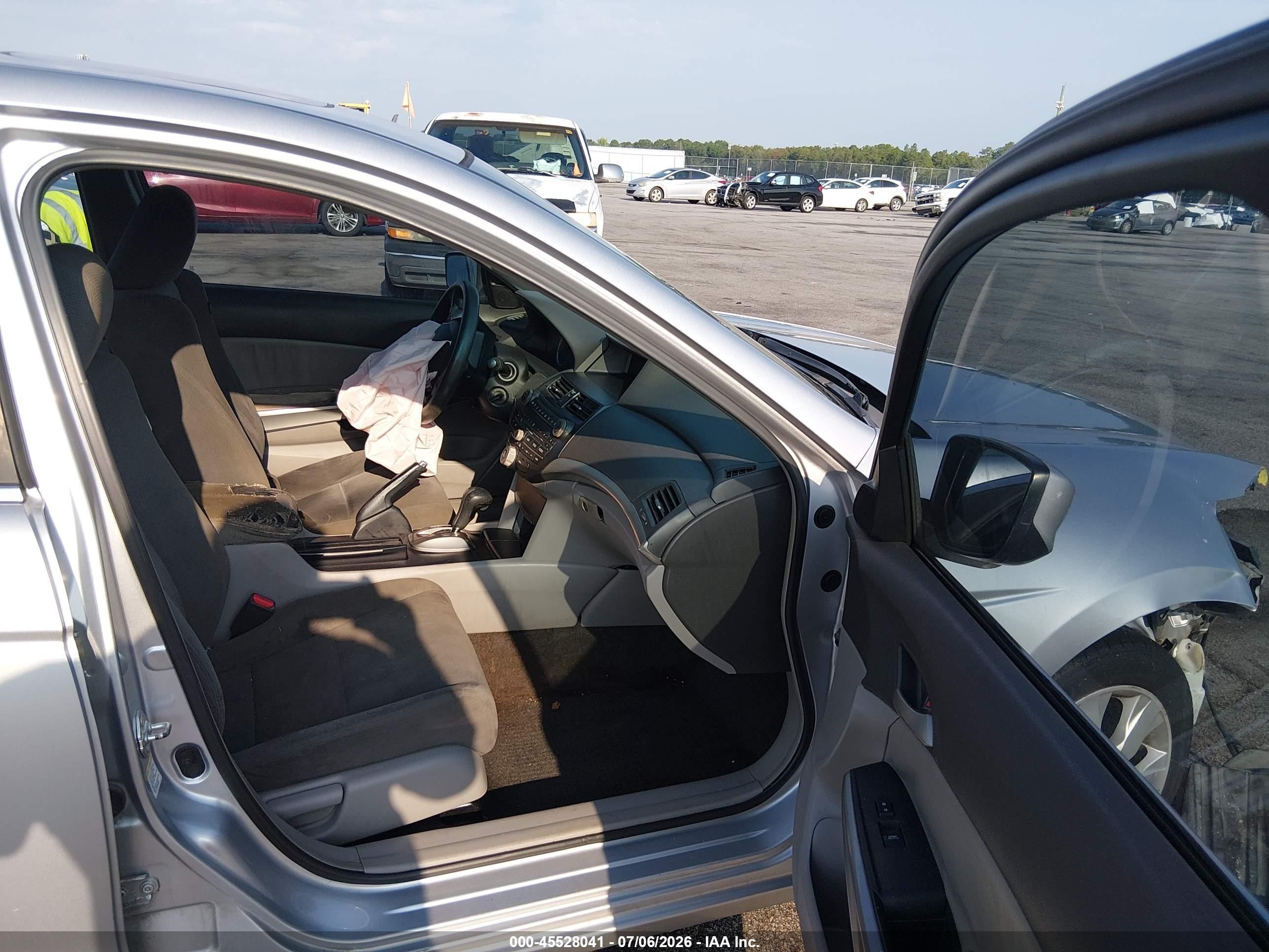 2008 Honda Accord 2.4 Ex Серебряный vin: 1HGCP26788A133394