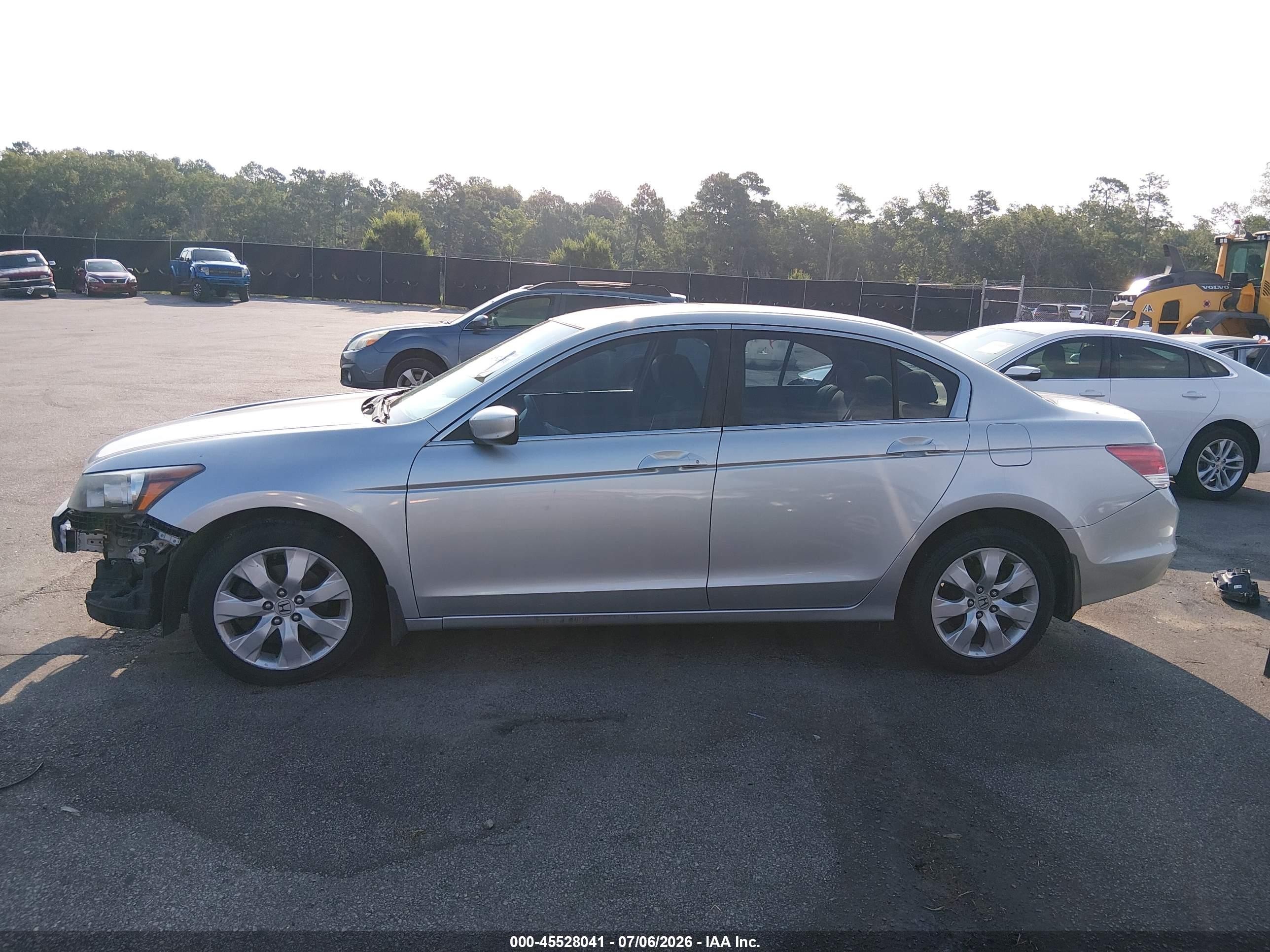 2008 Honda Accord 2.4 Ex Серебряный vin: 1HGCP26788A133394