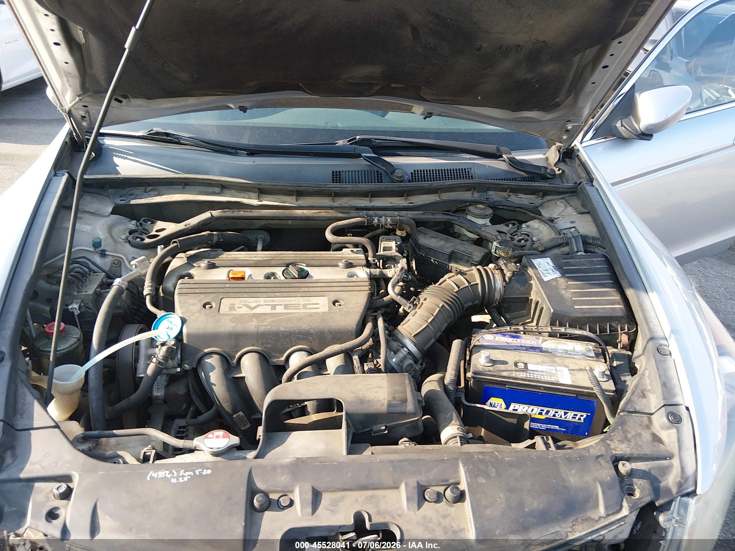 2008 Honda Accord 2.4 Ex Серебряный vin: 1HGCP26788A133394