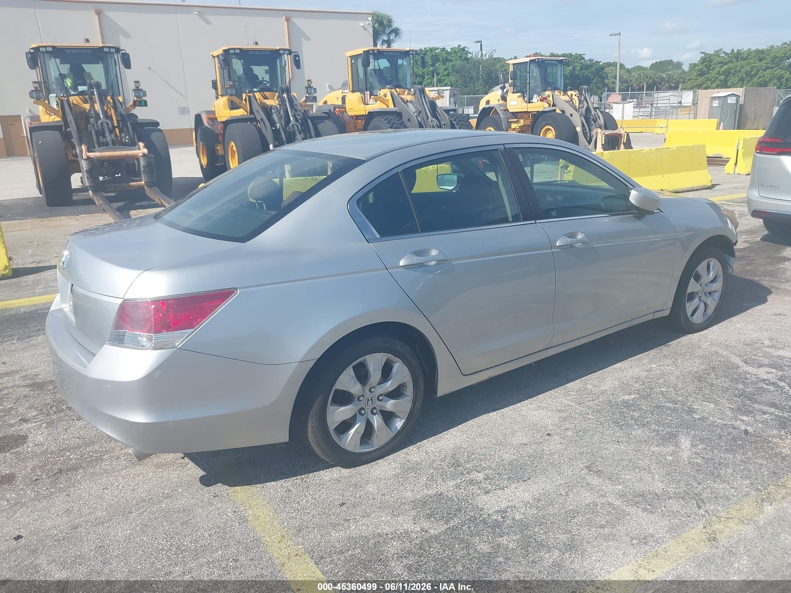 2009 Honda Accord 2.4 Ex Silver vin: 1HGCP26789A016772
