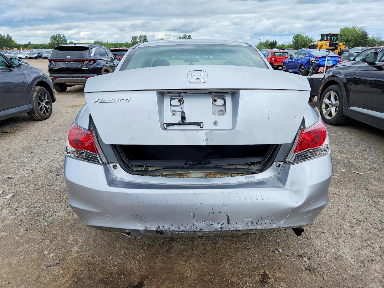 2008 Honda Accord Ex Silver vin: 1HGCP26798A816995