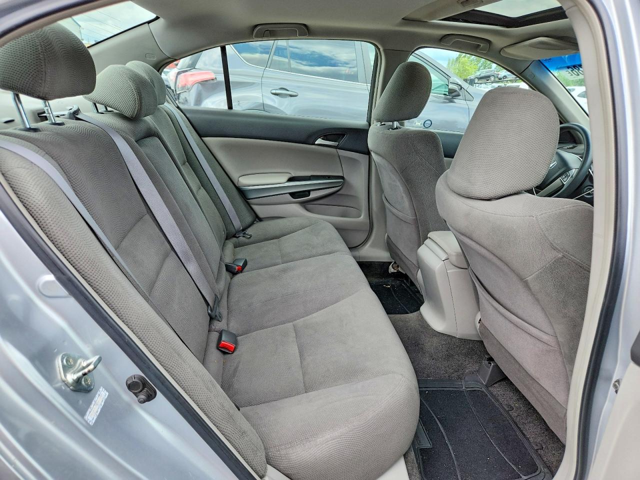 2008 Honda Accord Ex Silver vin: 1HGCP26798A816995
