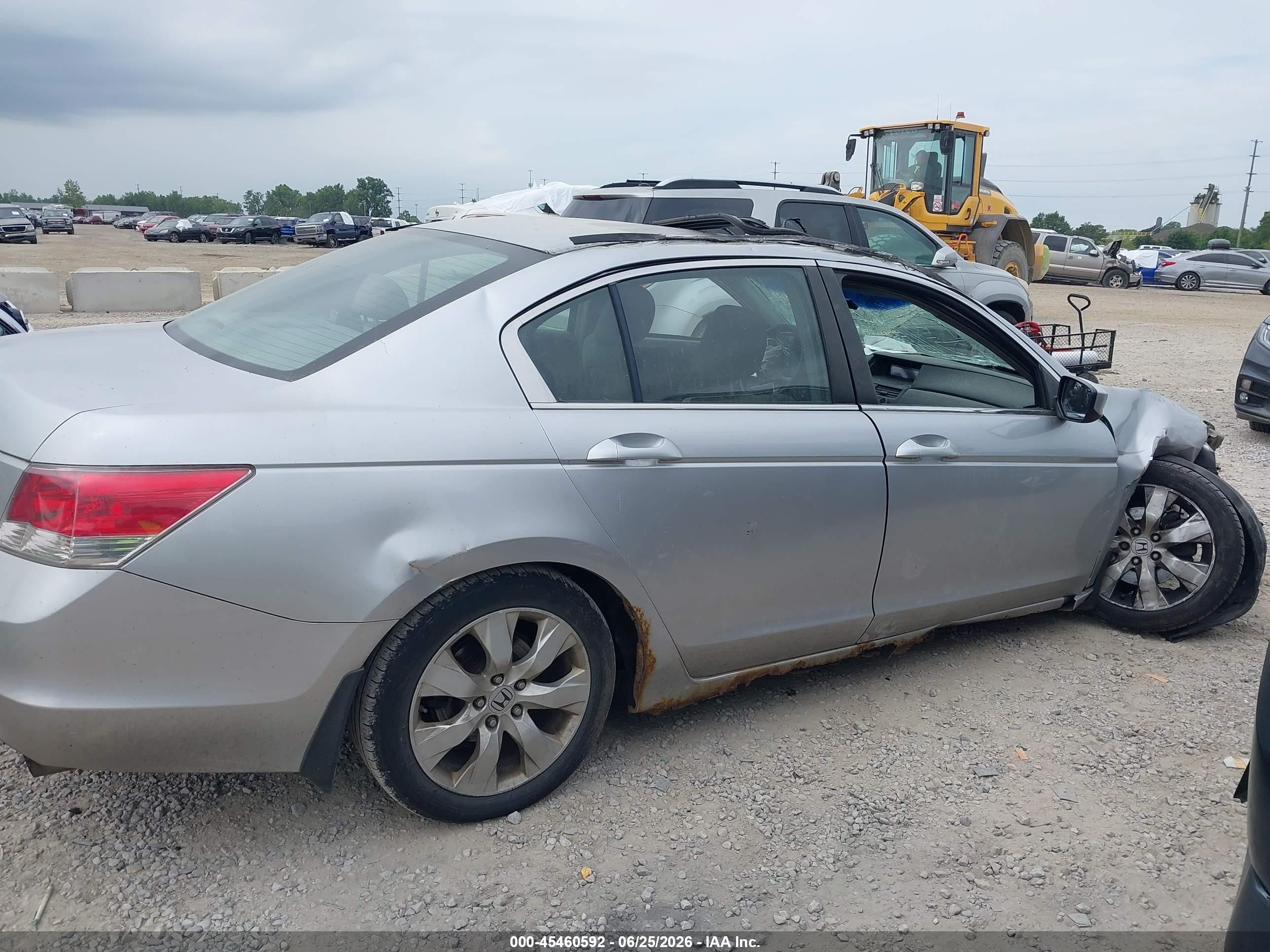 2008 Honda Accord 2.4 Ex Silver vin: 1HGCP267X8A118136