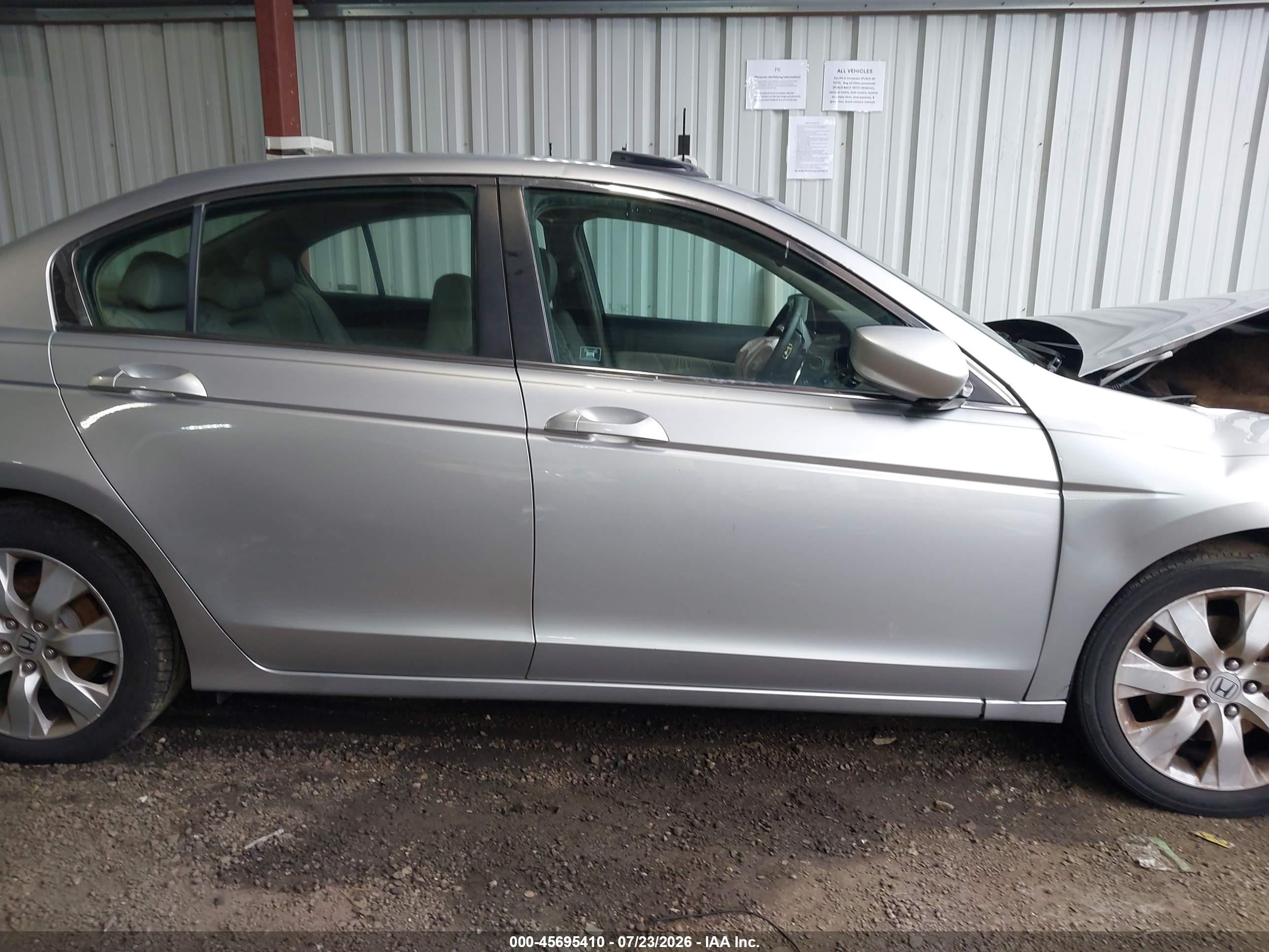2008 Honda Accord 2.4 Ex-l Серебряный vin: 1HGCP26808A108417