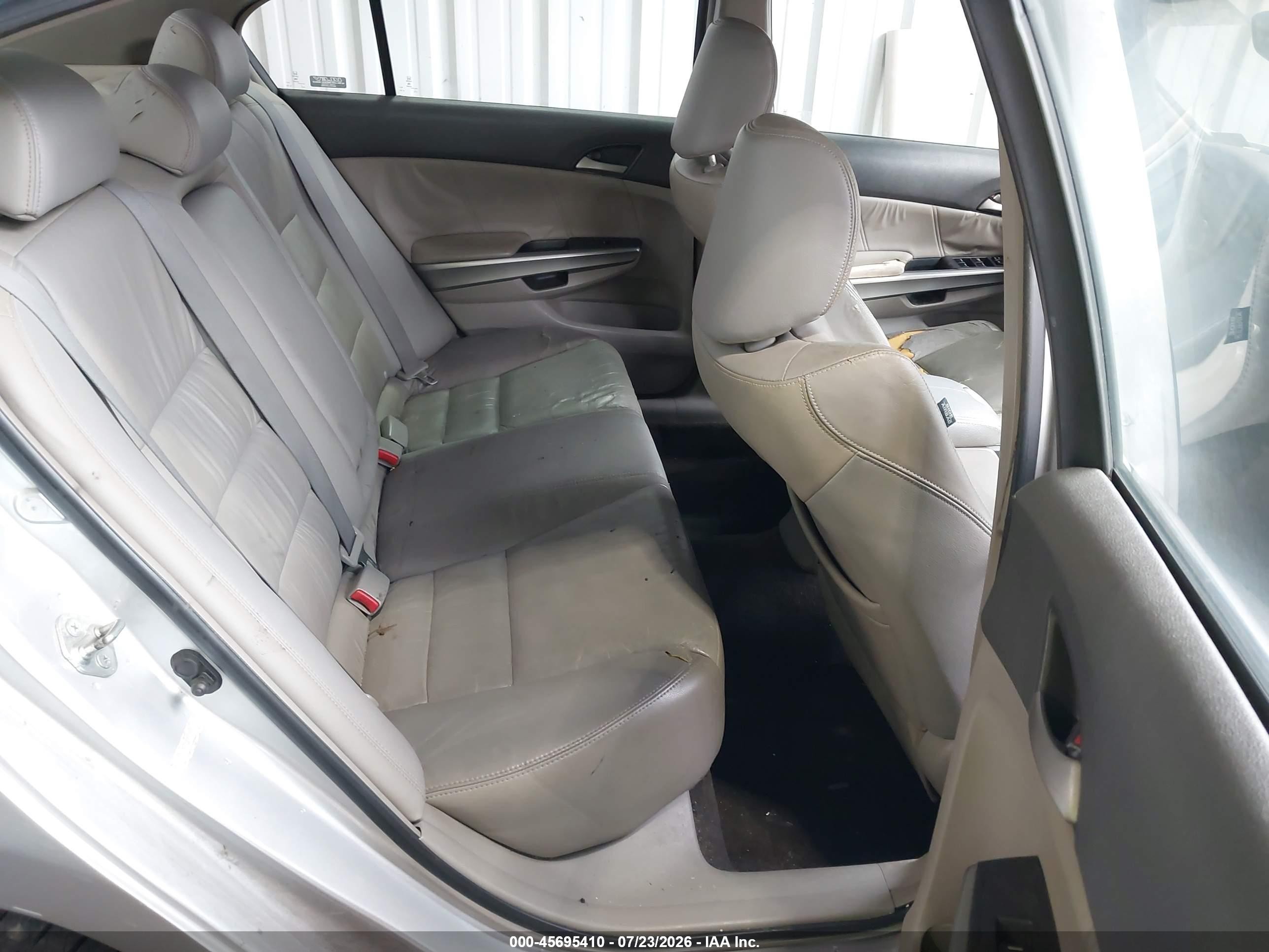 2008 Honda Accord 2.4 Ex-l Серебряный vin: 1HGCP26808A108417
