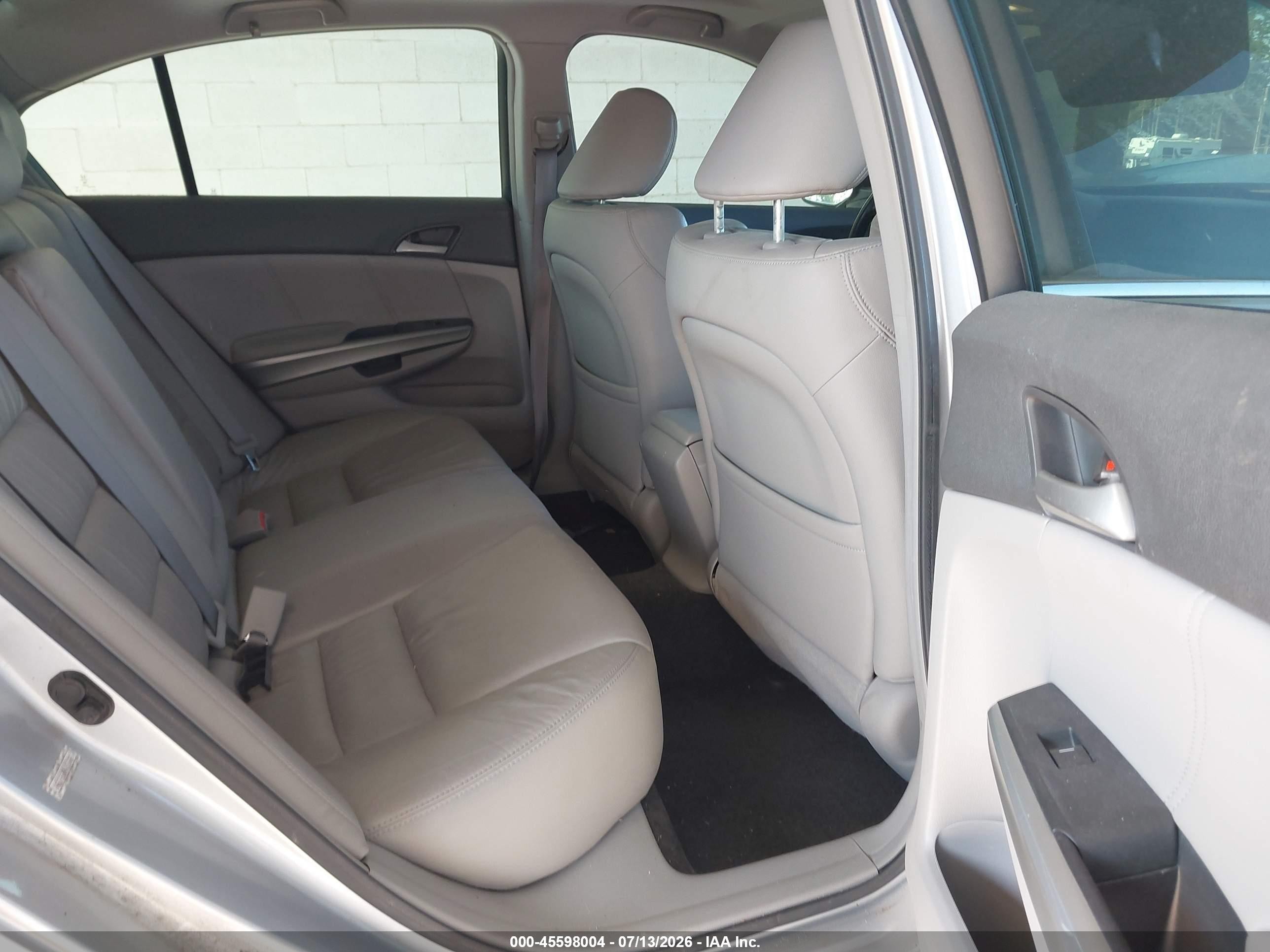 2009 Honda Accord 2.4 Ex-l Silver vin: 1HGCP26809A053002