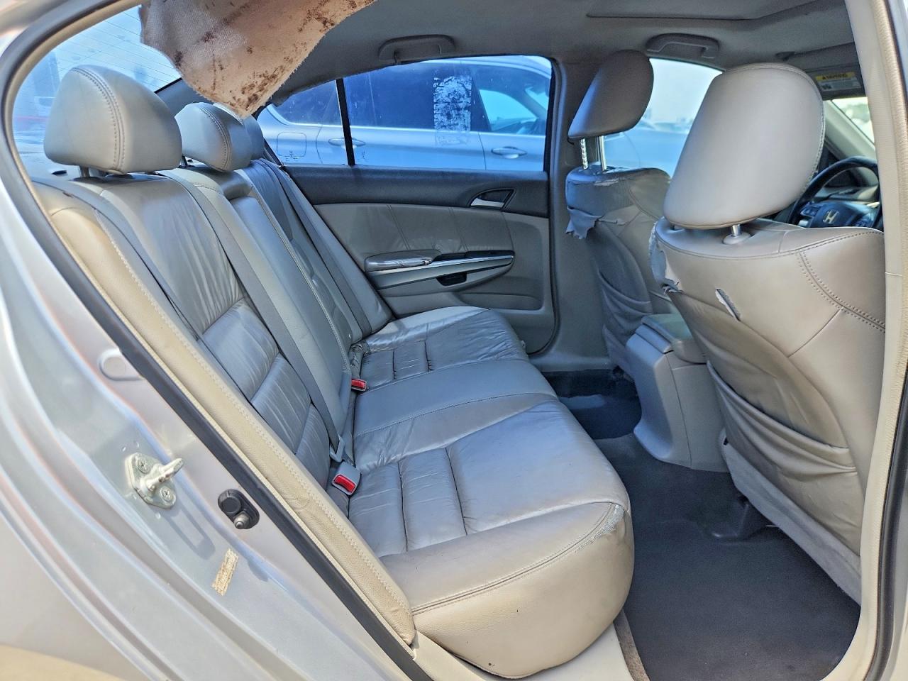 2009 Honda Accord Exl Серебряный vin: 1HGCP26829A145633