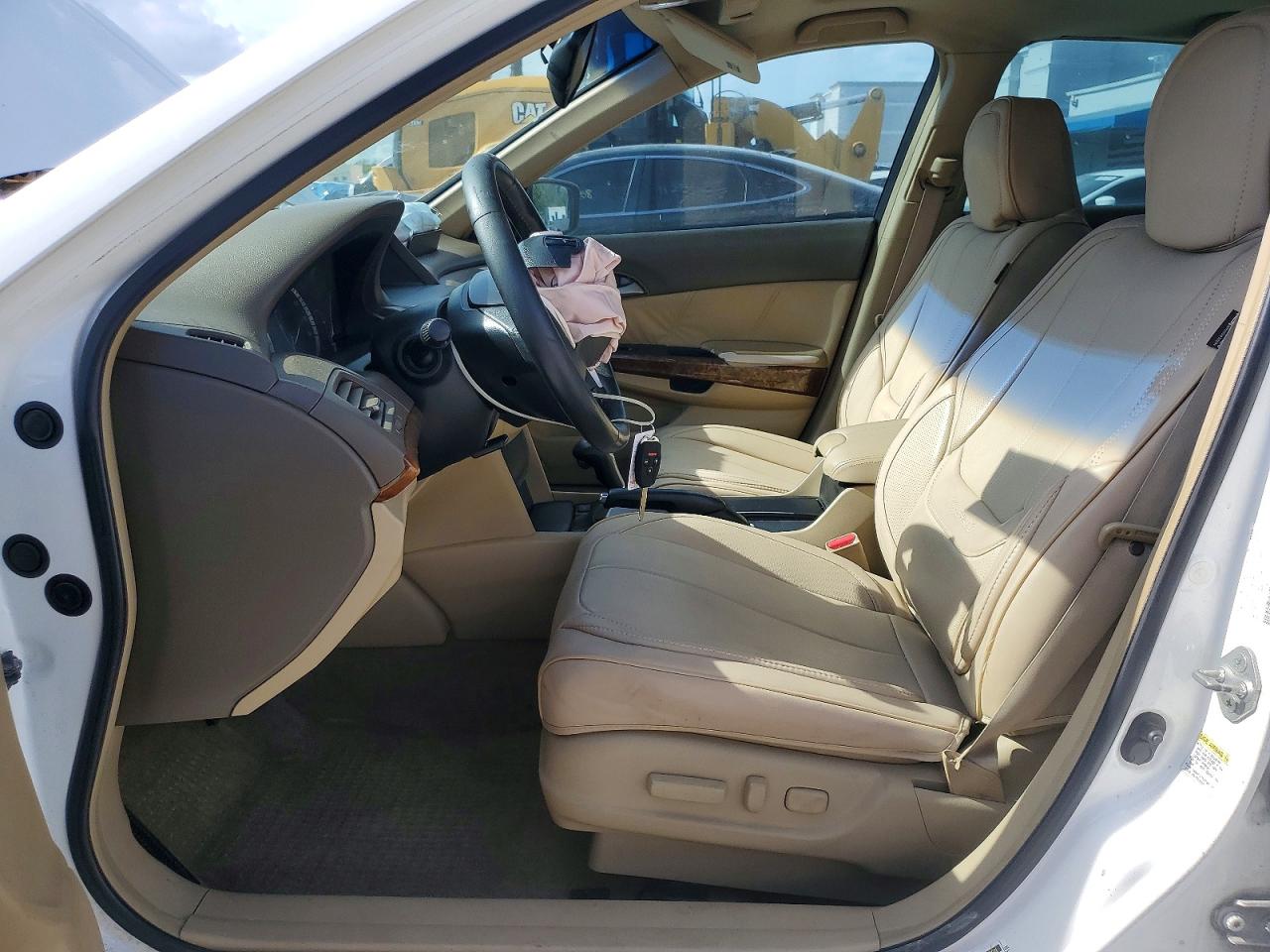 2008 Honda Accord Exl White vin: 1HGCP26838A108508