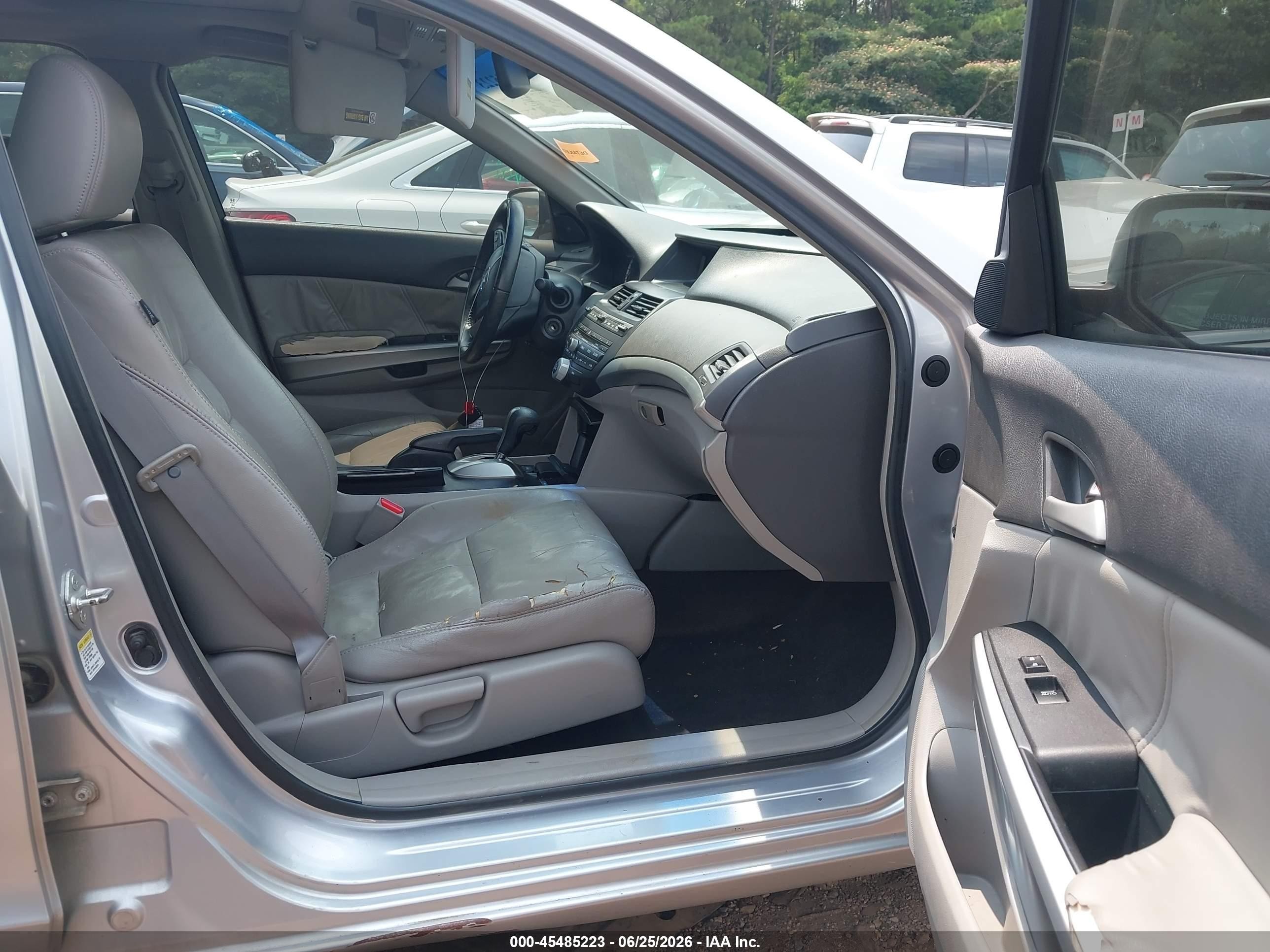 2009 Honda Accord 2.4 Ex-l Silver vin: 1HGCP26839A008961