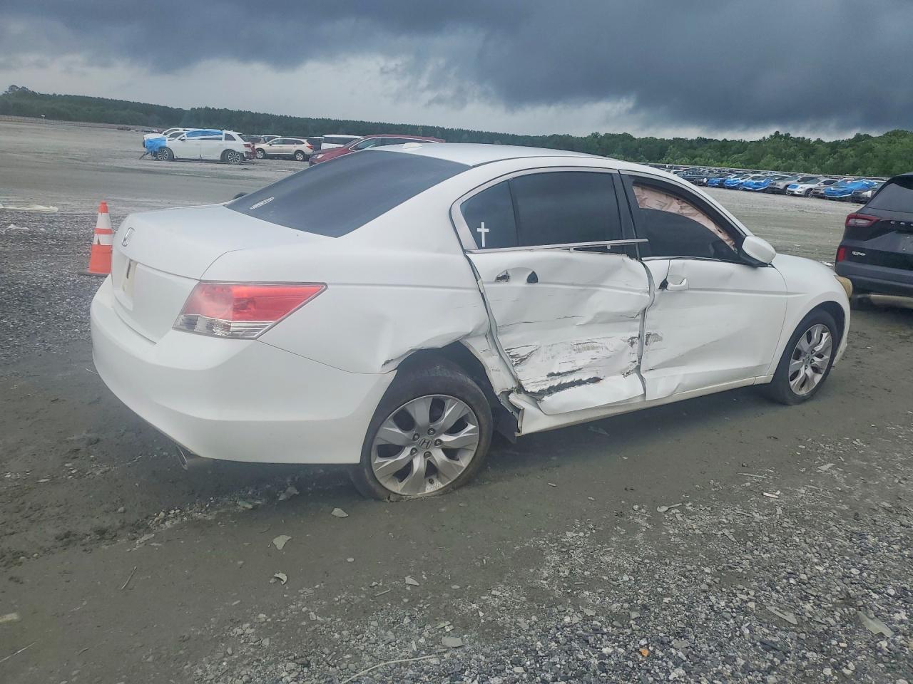 2009 Honda Accord Exl White vin: 1HGCP26839A028336