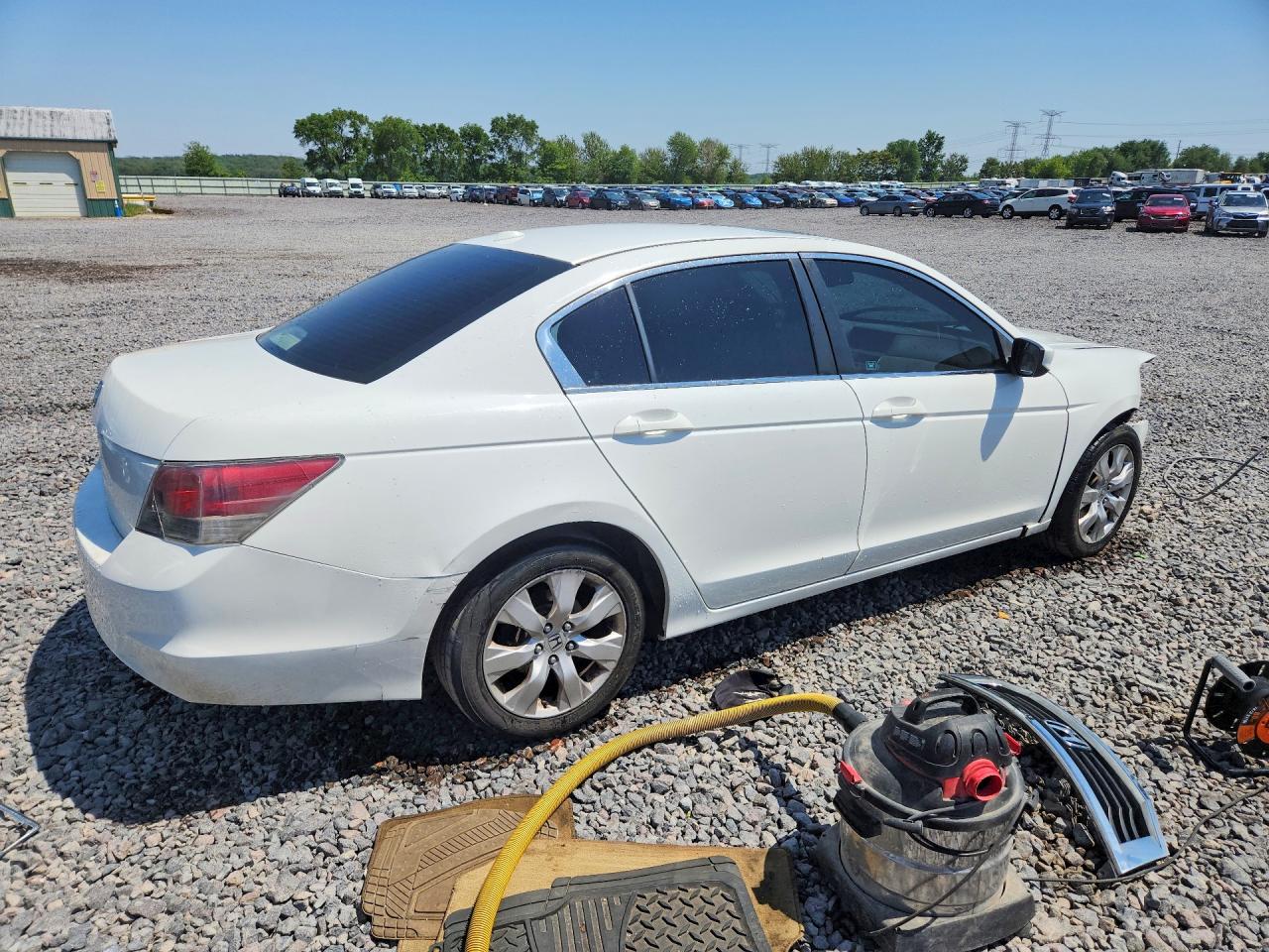 2009 Honda Accord Exl White vin: 1HGCP26839A056427