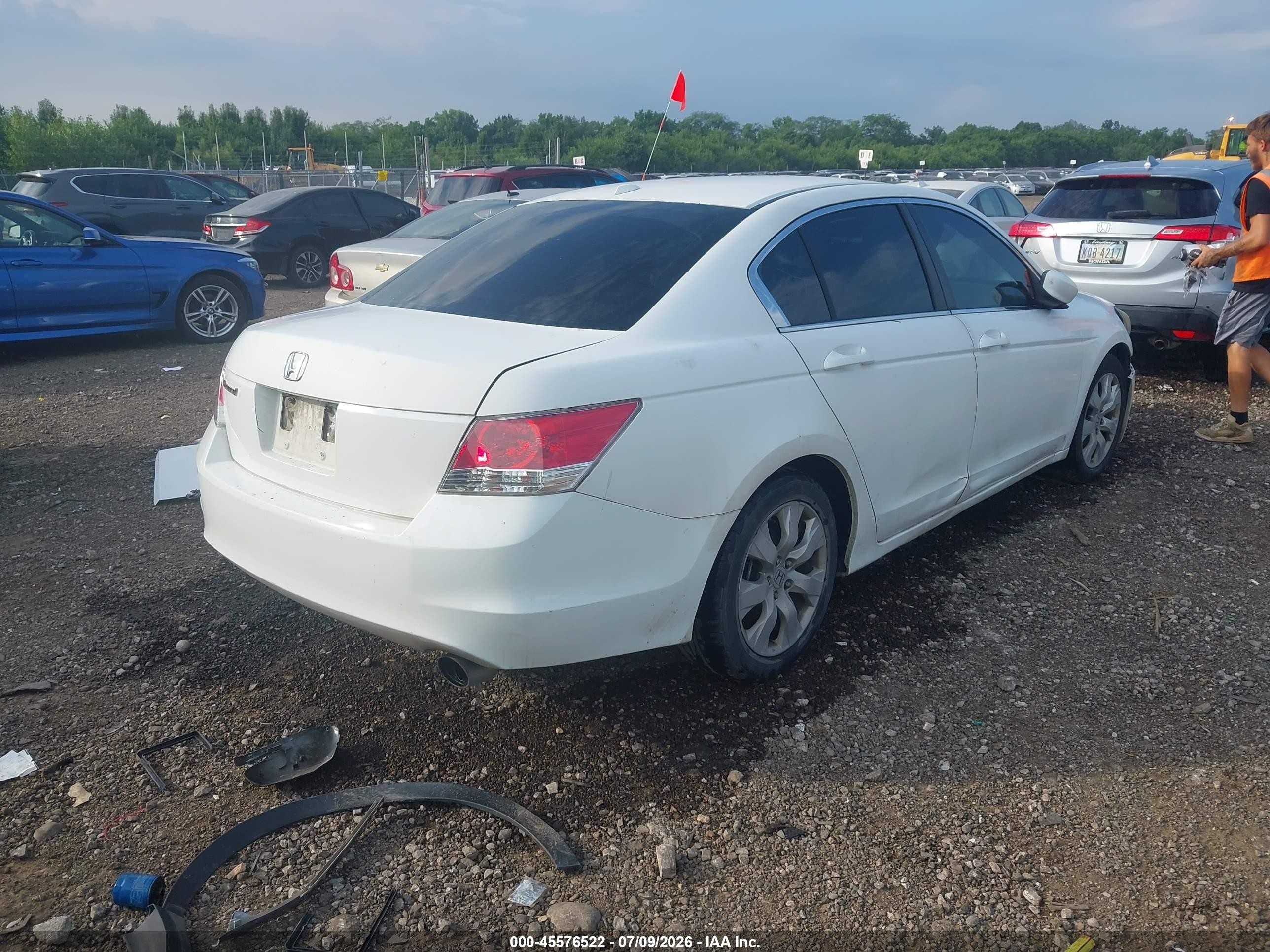 2009 Honda Accord 2.4 Ex-l White vin: 1HGCP26839A117677