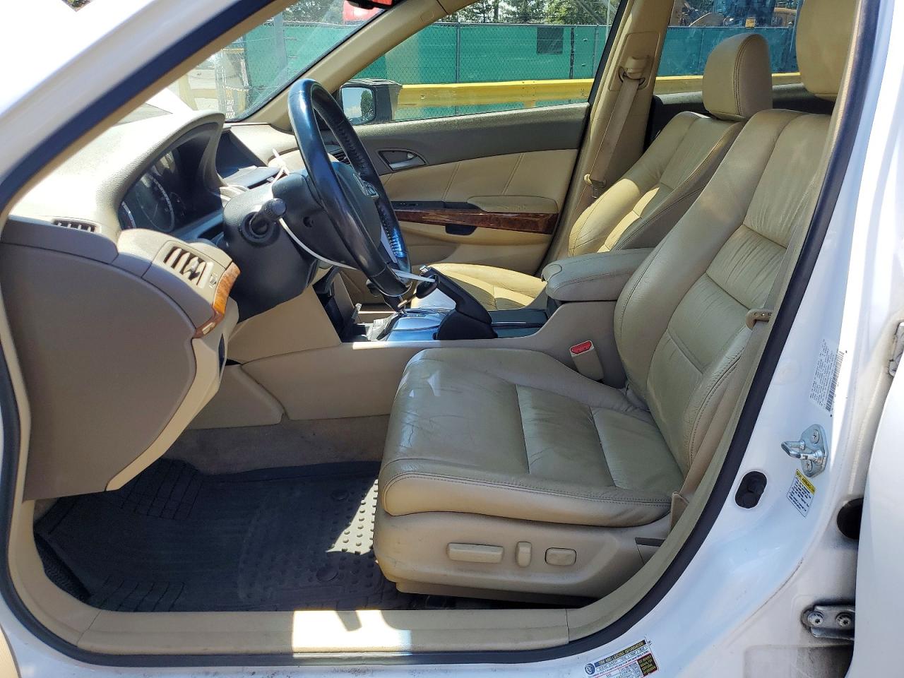2009 Honda Accord Exl White vin: 1HGCP26849A094202