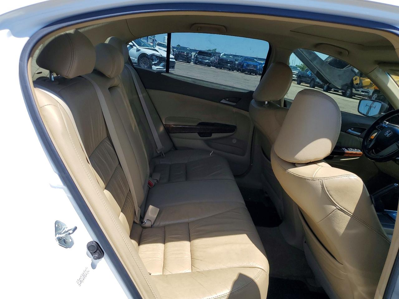 2009 Honda Accord Exl White vin: 1HGCP26849A094202