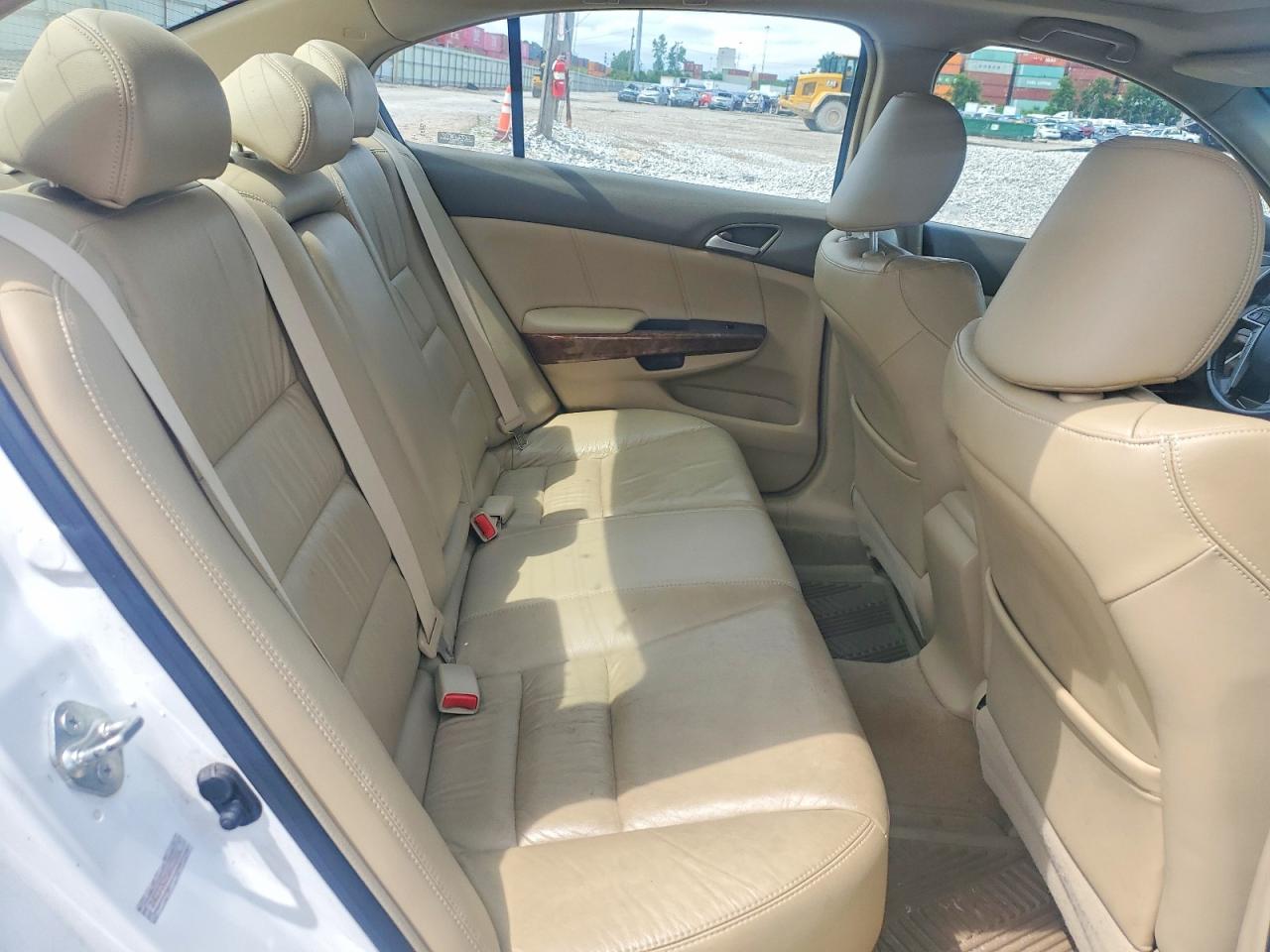 2008 Honda Accord Exl Белый vin: 1HGCP26858A072806