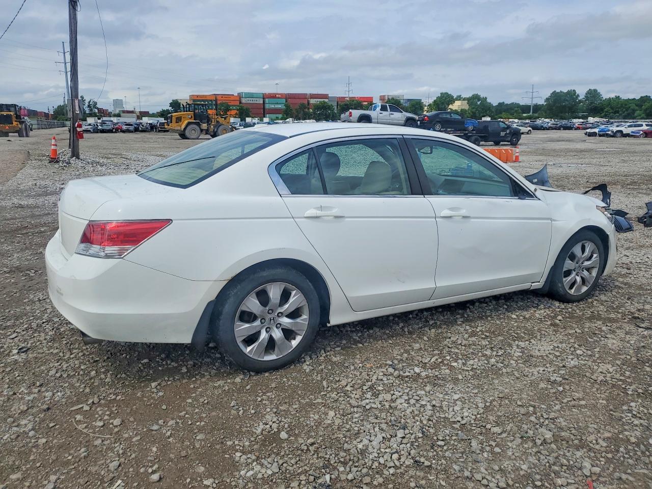 2008 Honda Accord Exl Белый vin: 1HGCP26858A072806