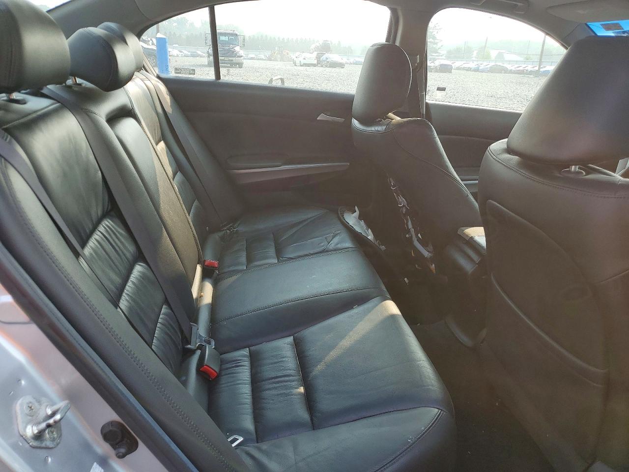 2008 Honda Accord Exl Серебряный vin: 1HGCP26858A073051
