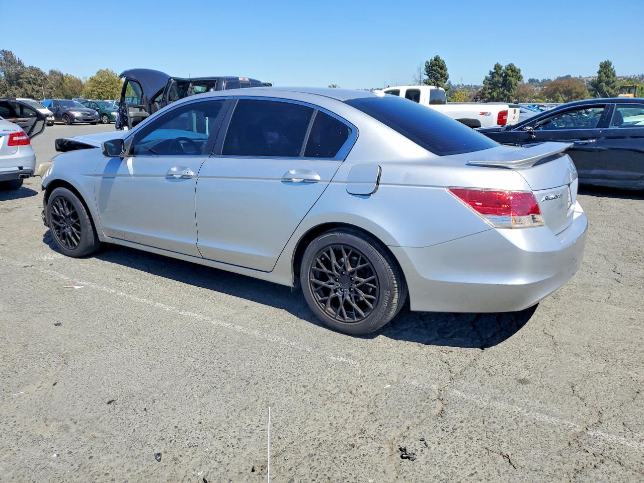 2008 Honda Accord Exl Серебряный vin: 1HGCP26858A073082