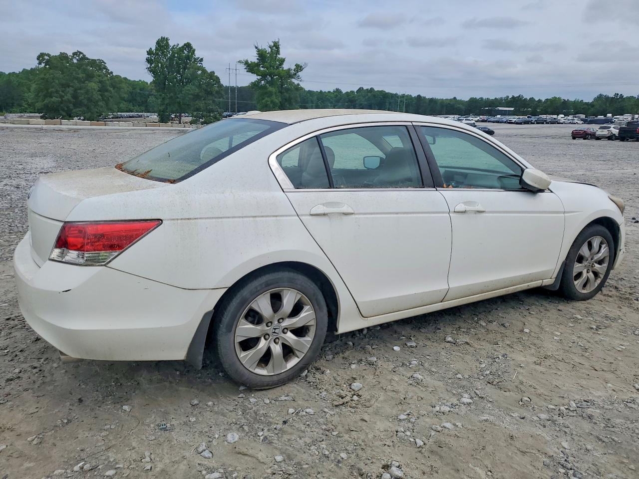 2008 Honda Accord Exl White vin: 1HGCP26858A103021