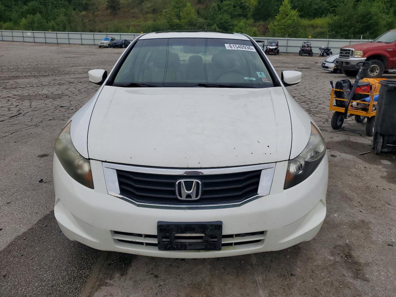 2008 Honda Accord Белый vin: 1HGCP26868A083541