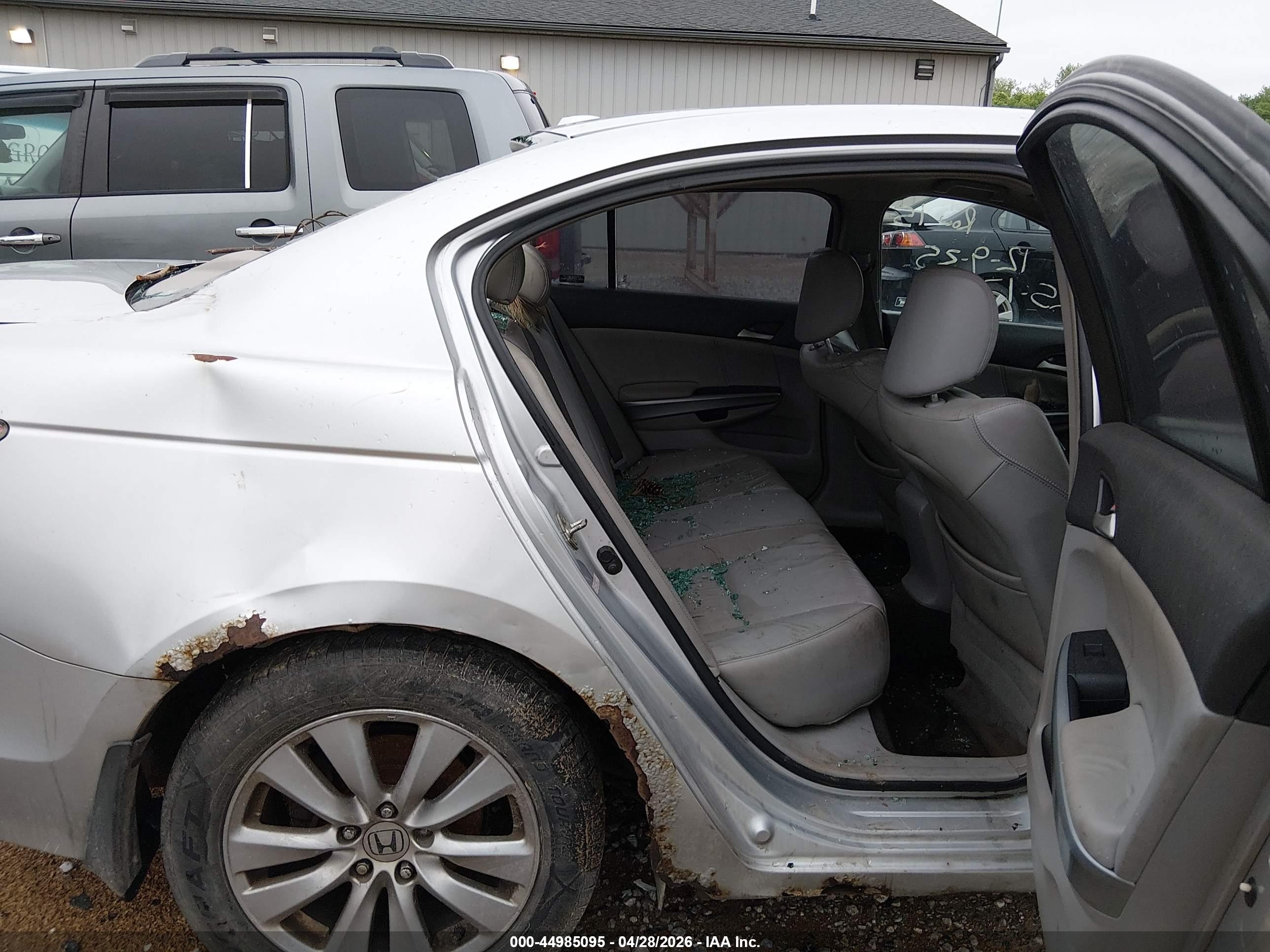 2008 Honda Accord 2.4 Ex-l Silver vin: 1HGCP26878A073780