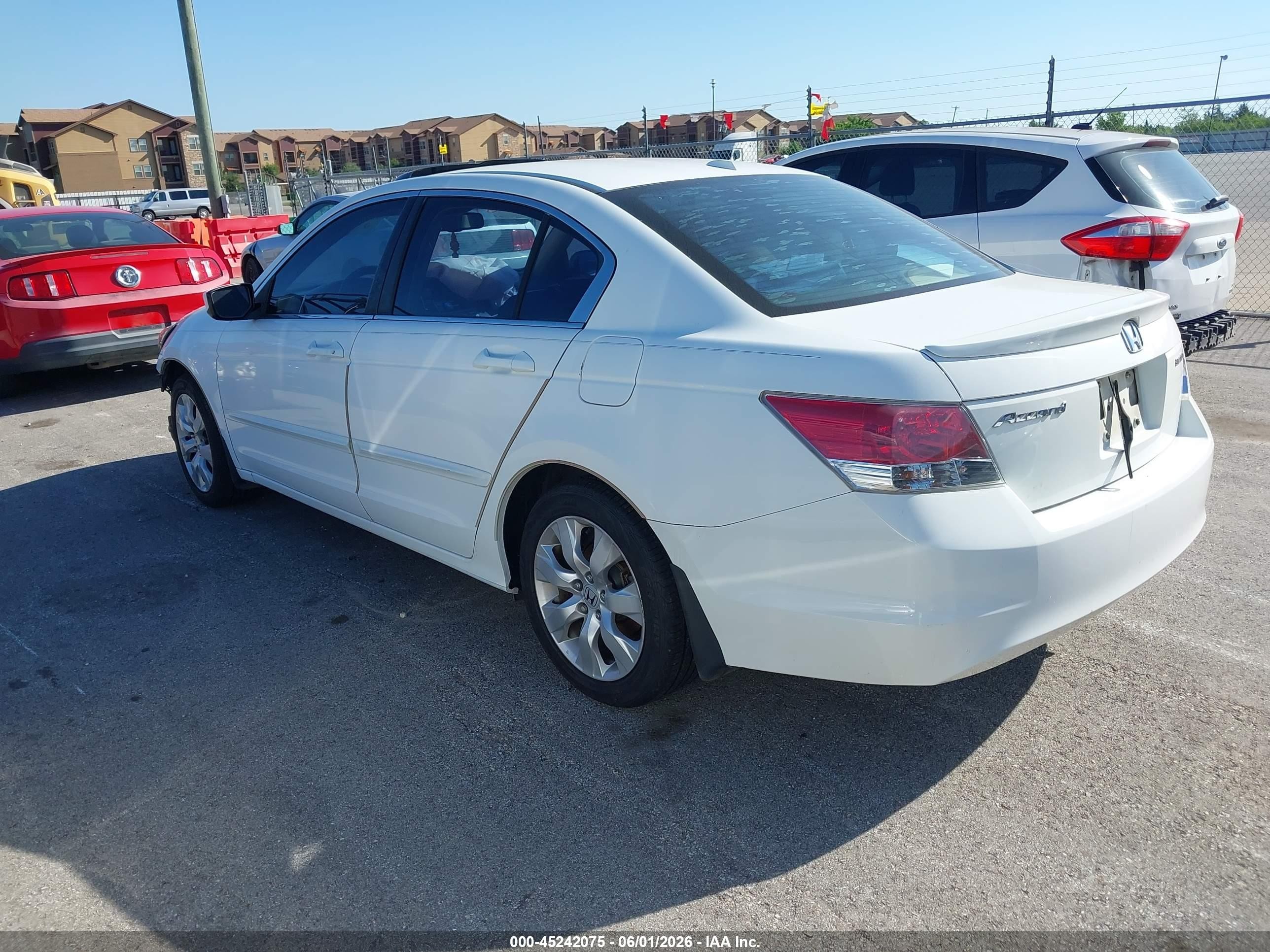 2008 Honda Accord 2.4 Ex-l White vin: 1HGCP26888A030341