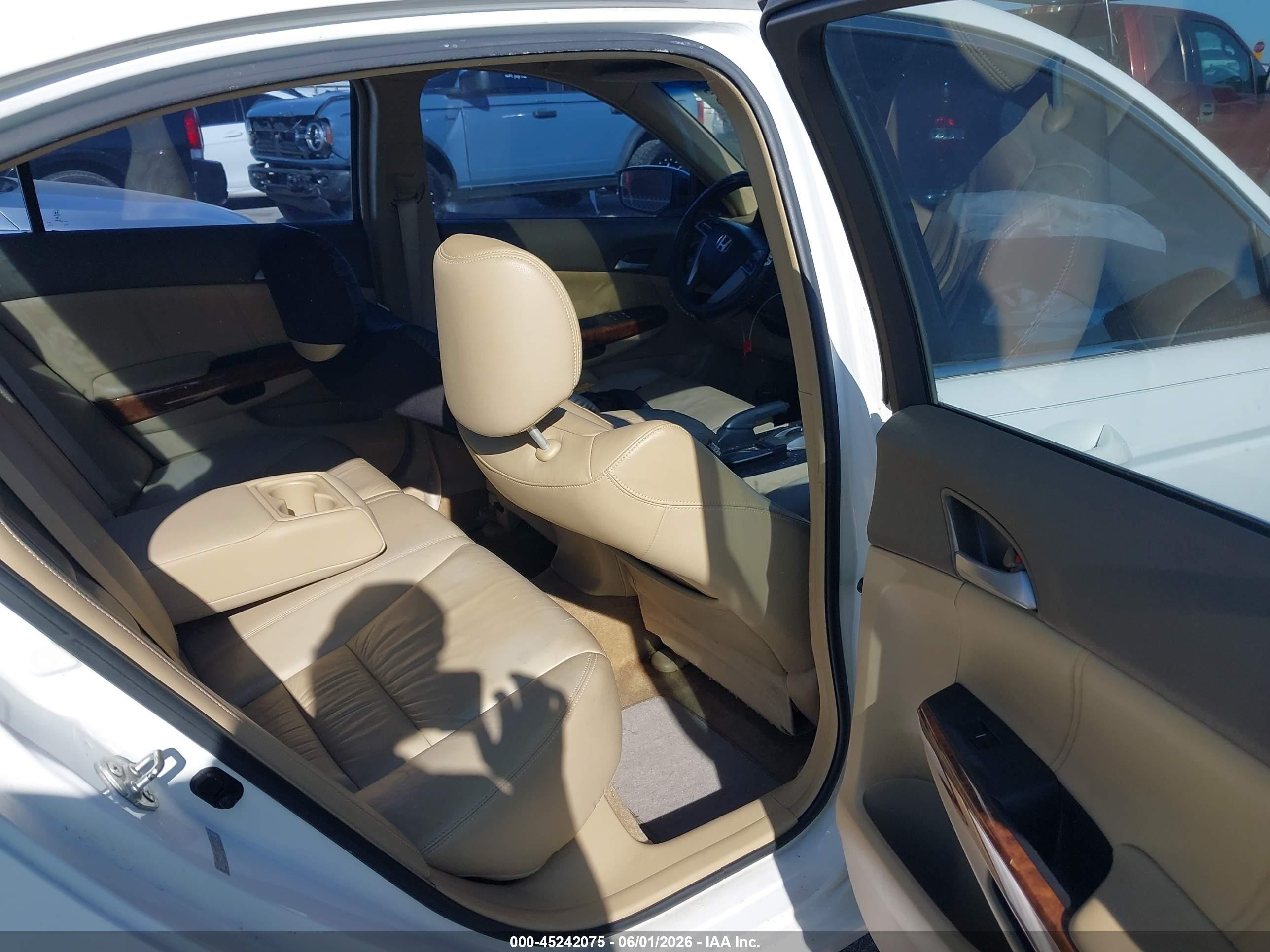 2008 Honda Accord 2.4 Ex-l White vin: 1HGCP26888A030341