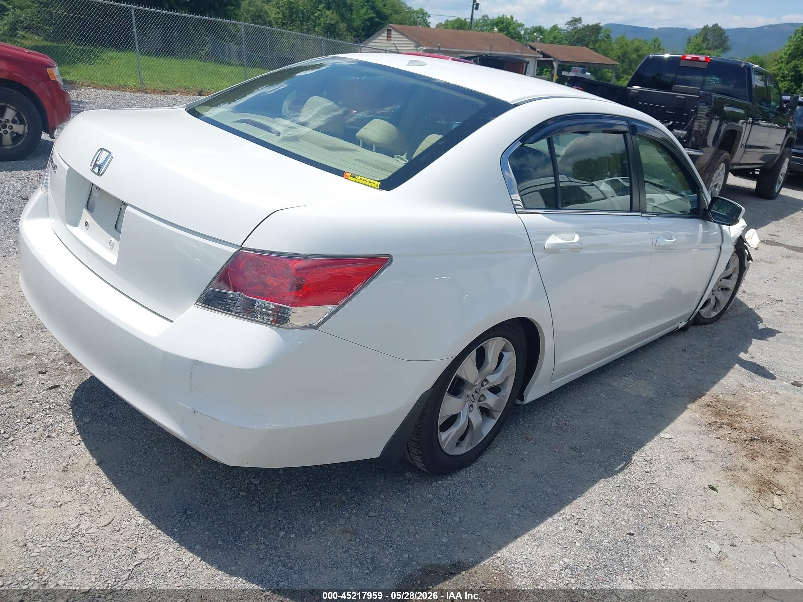 2009 Honda Accord 2.4 Ex-l Белый vin: 1HGCP26889A012245