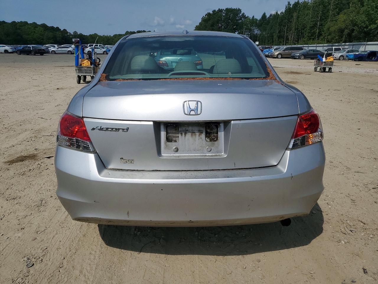 2009 Honda Accord Silver vin: 1HGCP26889A026176