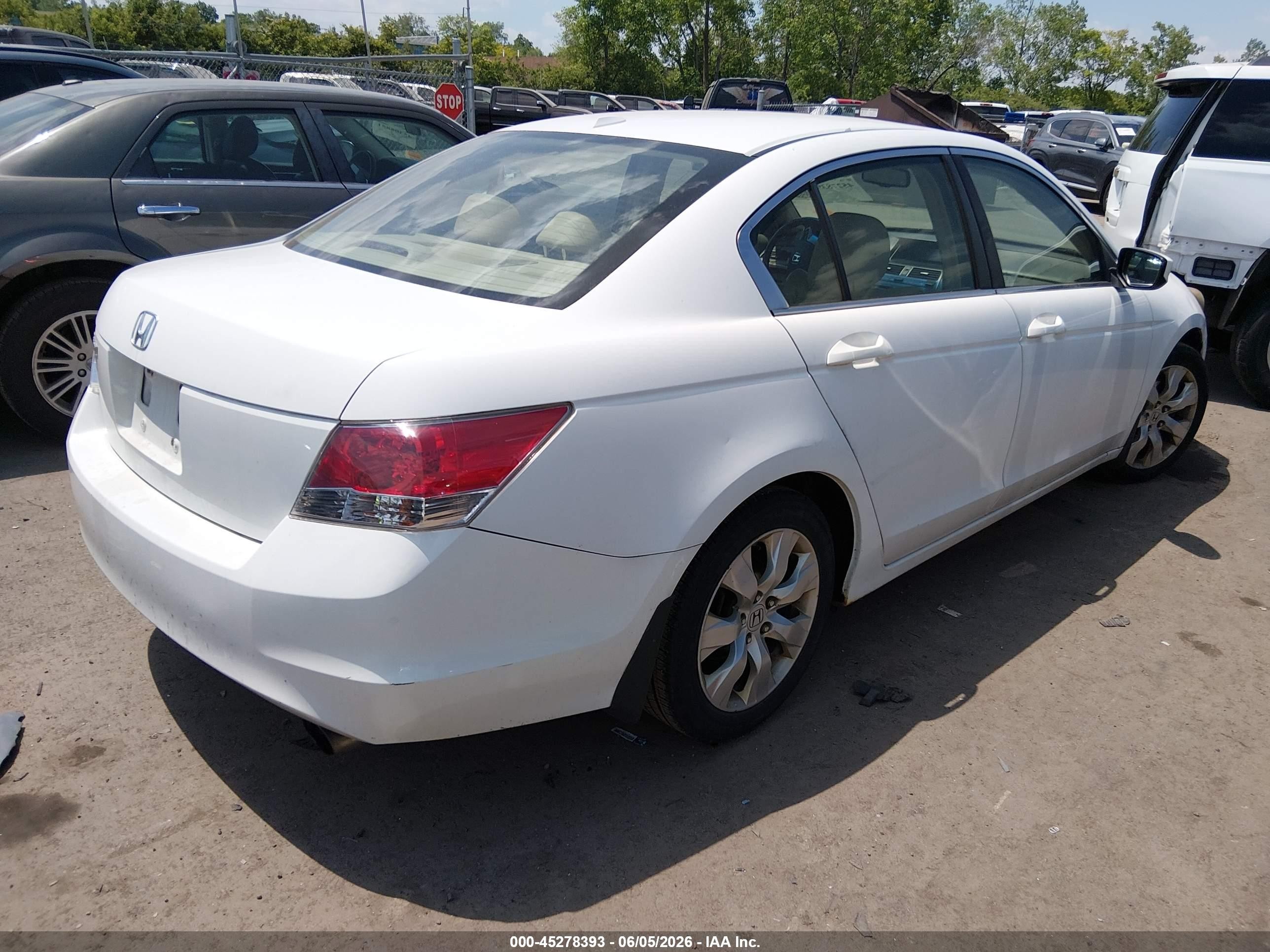 2009 Honda Accord 2.4 Ex-l Белый vin: 1HGCP26889A166051