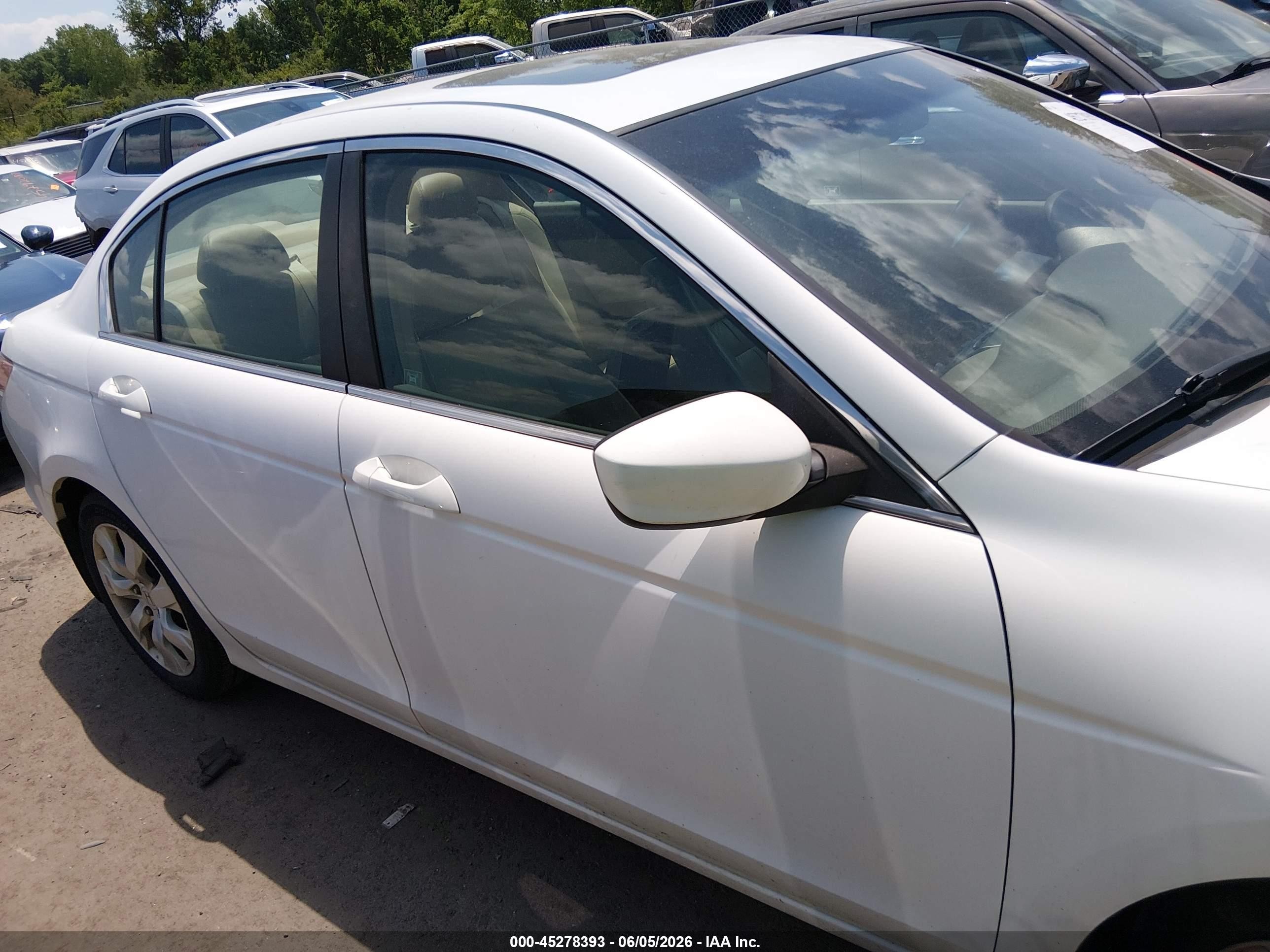2009 Honda Accord 2.4 Ex-l Белый vin: 1HGCP26889A166051