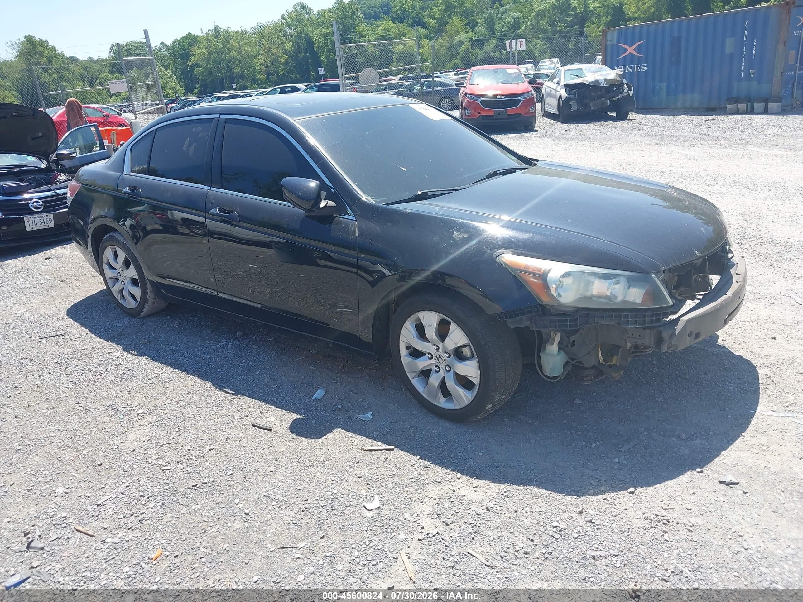 1HGCP26898A072565