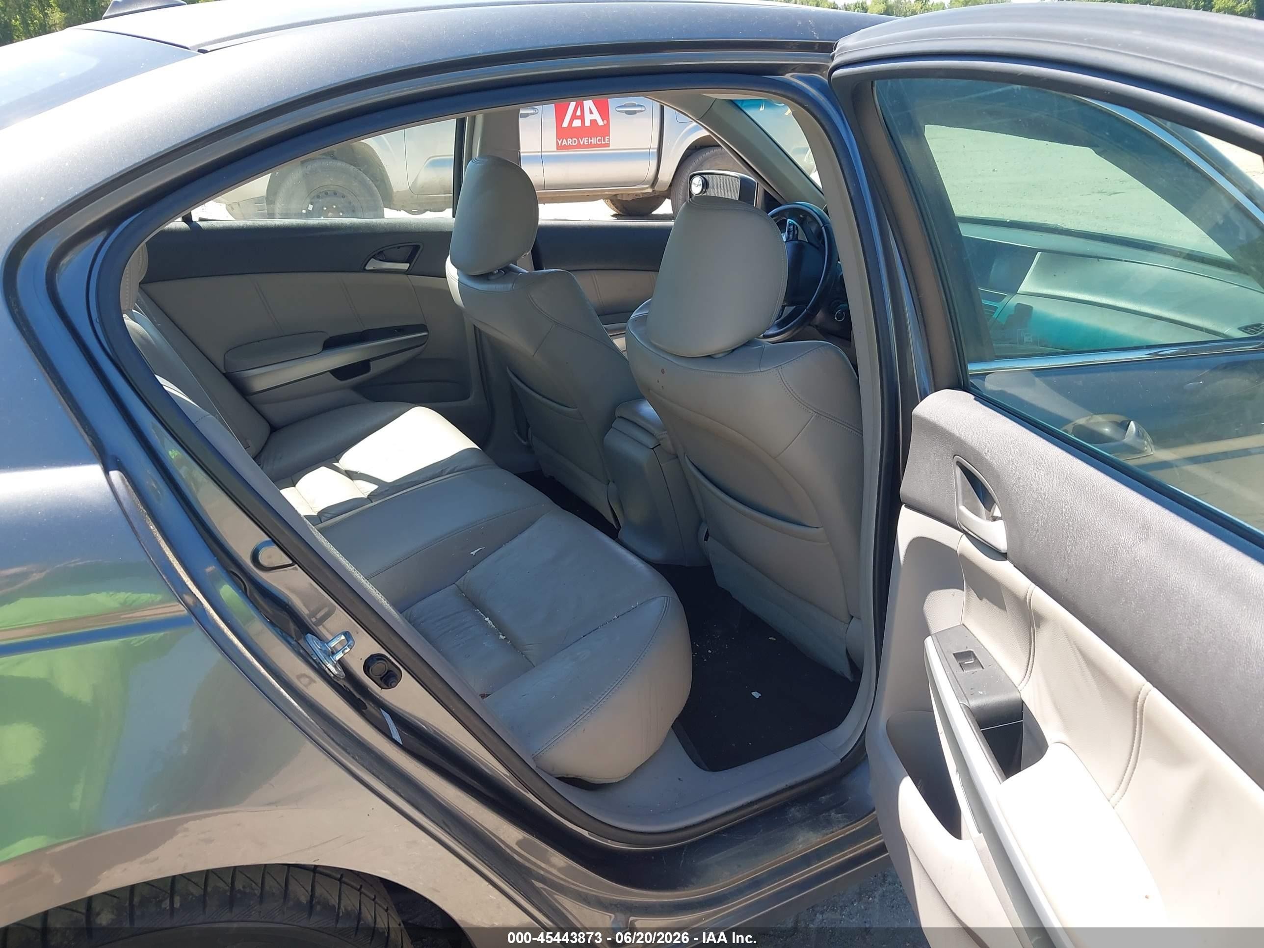 2009 Honda Accord 2.4 Ex-l Серый vin: 1HGCP268X9A031850