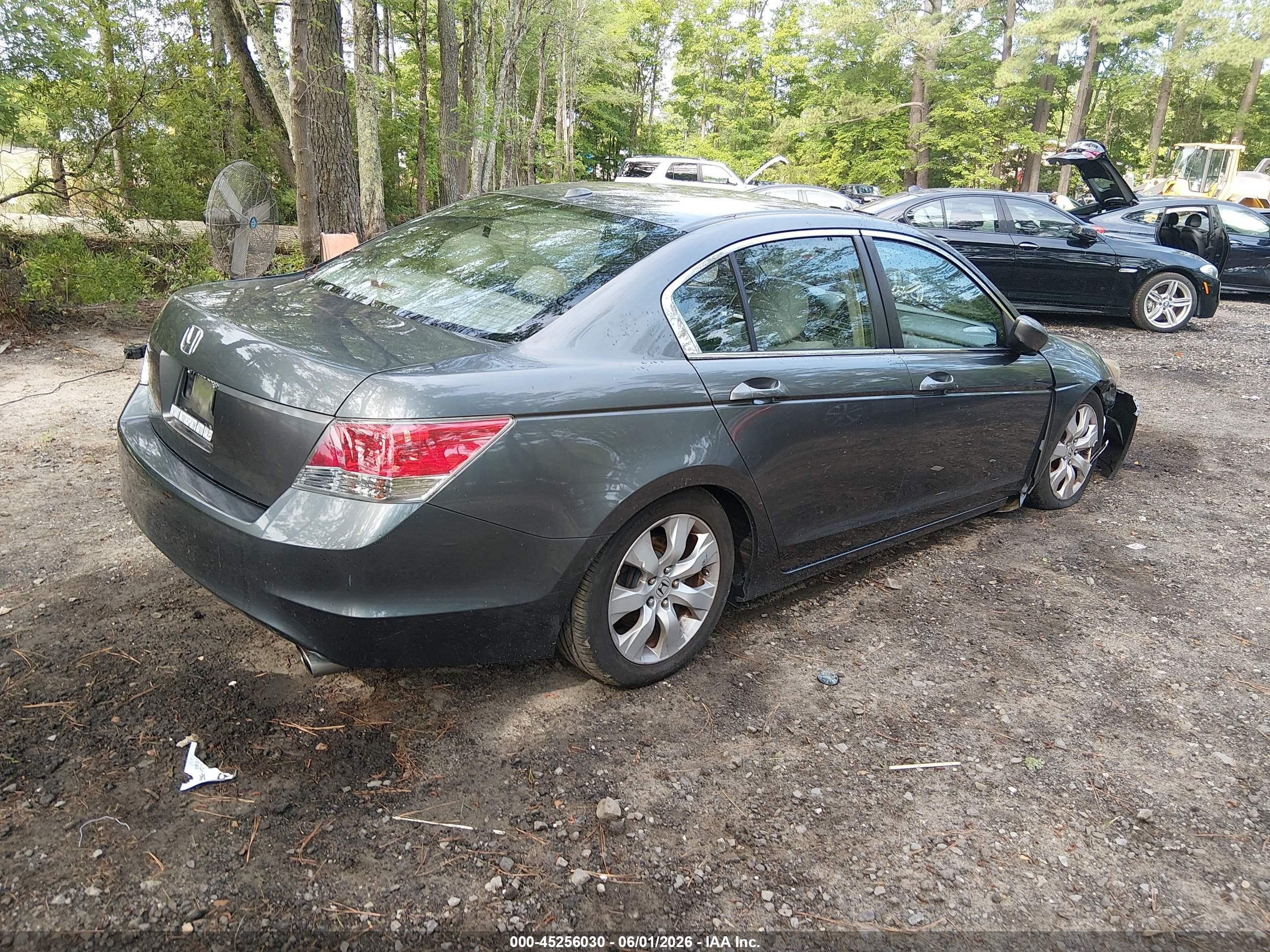 2009 Honda Accord 2.4 Ex-l Silver vin: 1HGCP268X9A135030