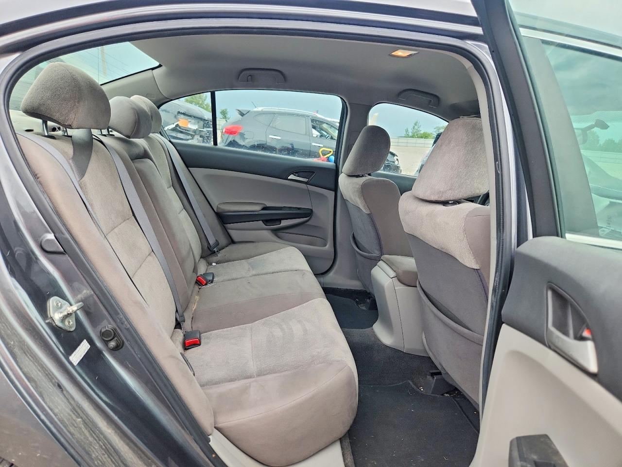 2010 Honda Accord Lx Серый vin: 1HGCP2E34AA012284